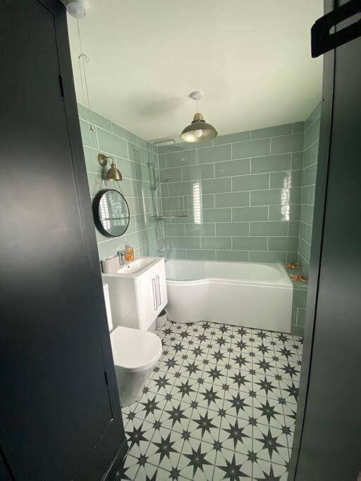 No 16 Dog friendly Tenby cottage view 5