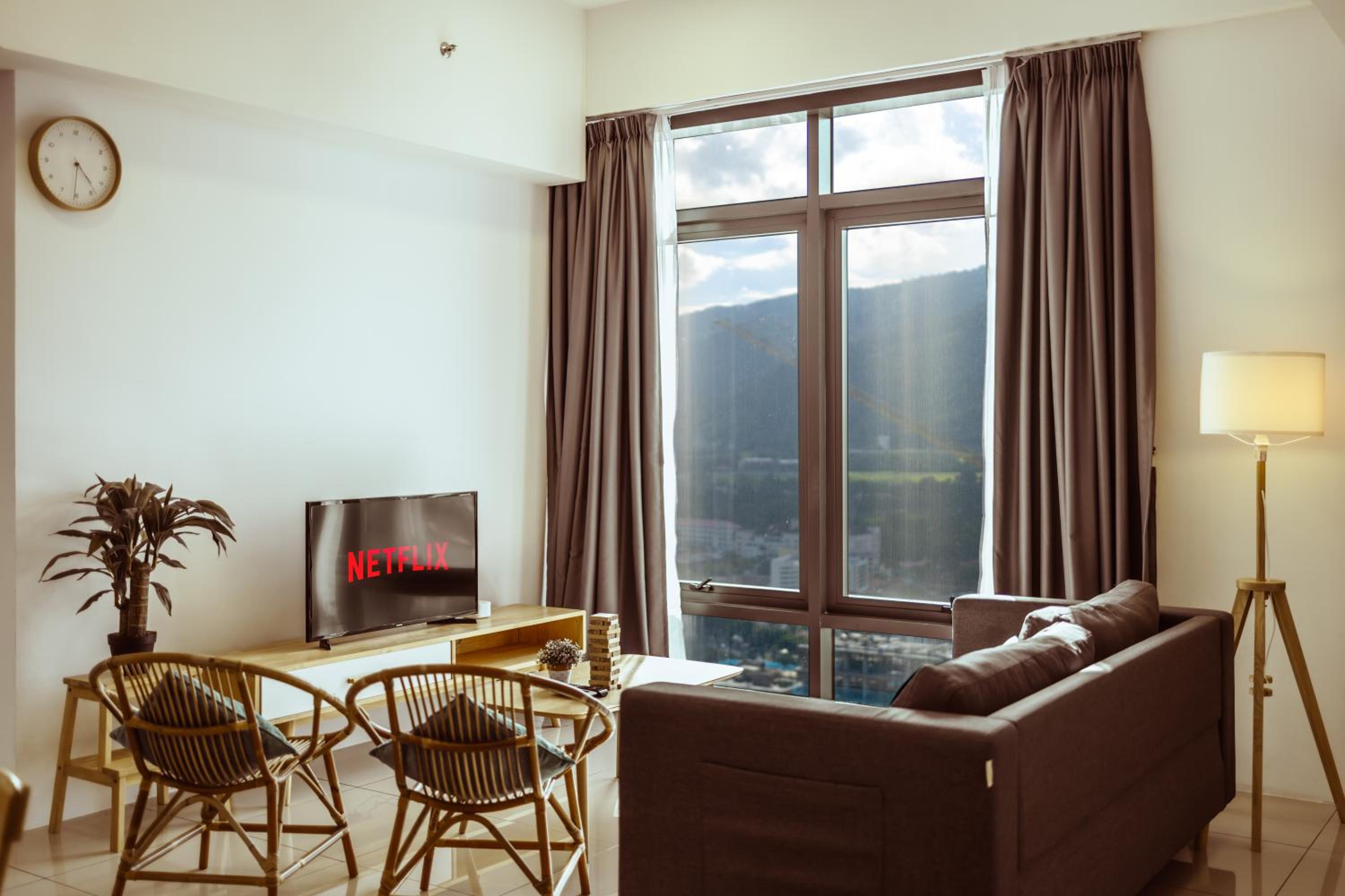 Muji X Tiffany - City and Hill View 3BR at 218 Tropicana NEAR Komtar Food Heaven with Netflix & TV Box photo 3
