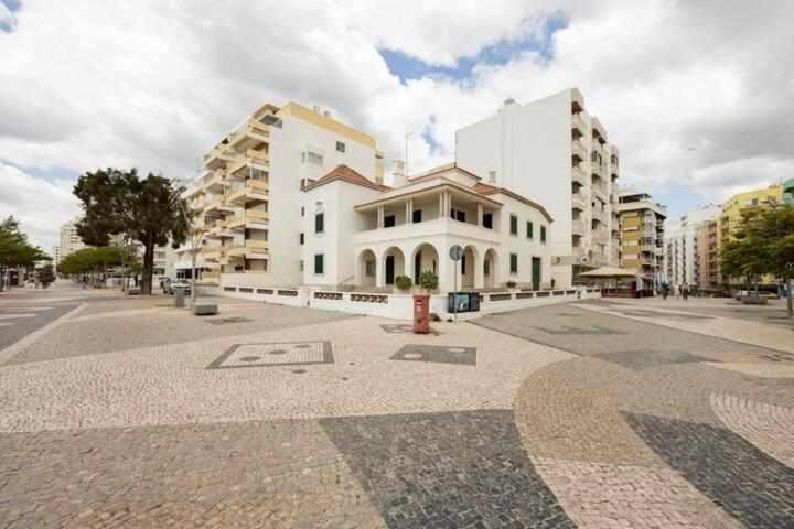 Hotel Timeless Beach II Apartment - Image 1