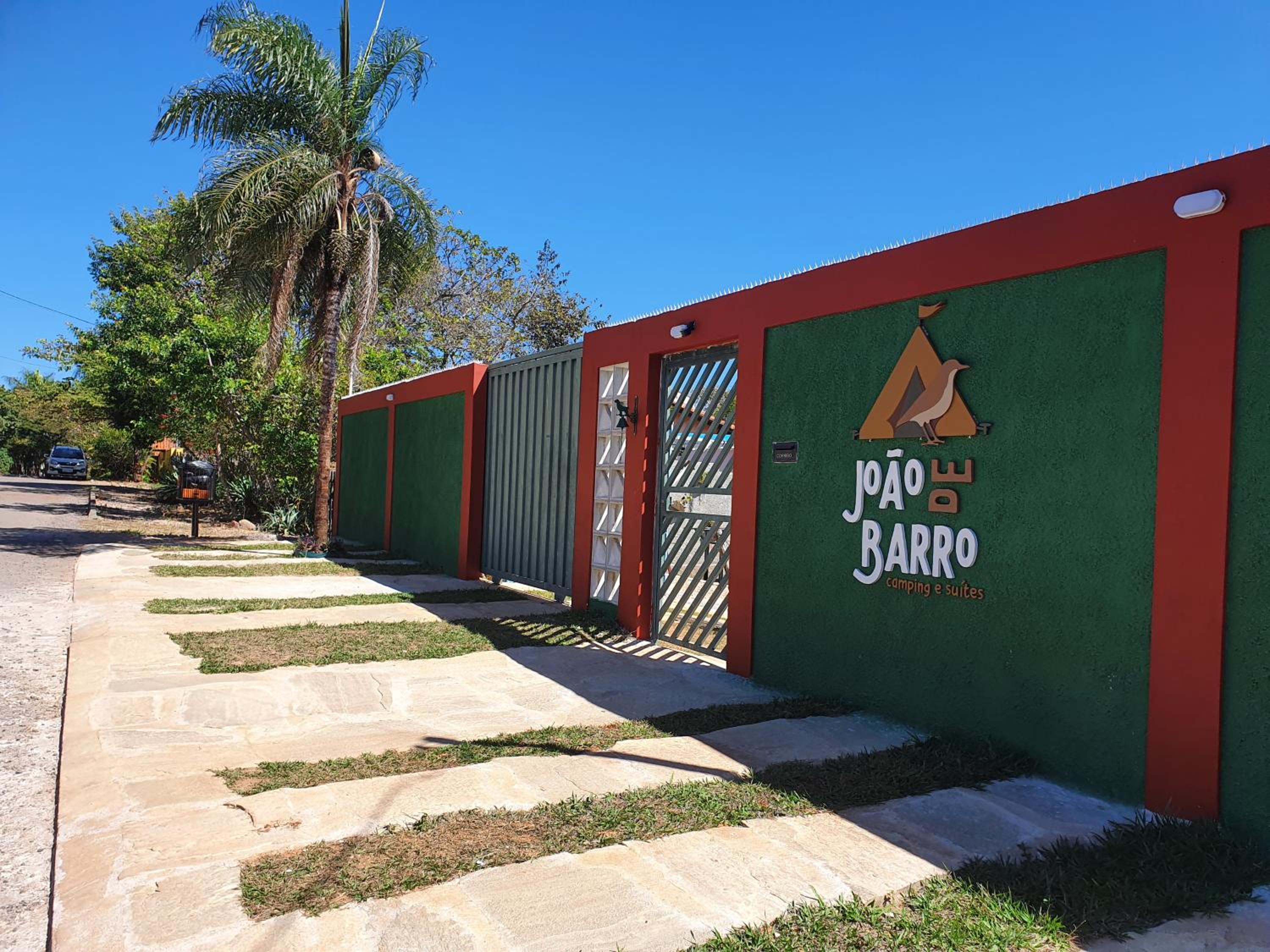 João de Barro camping e suítes
