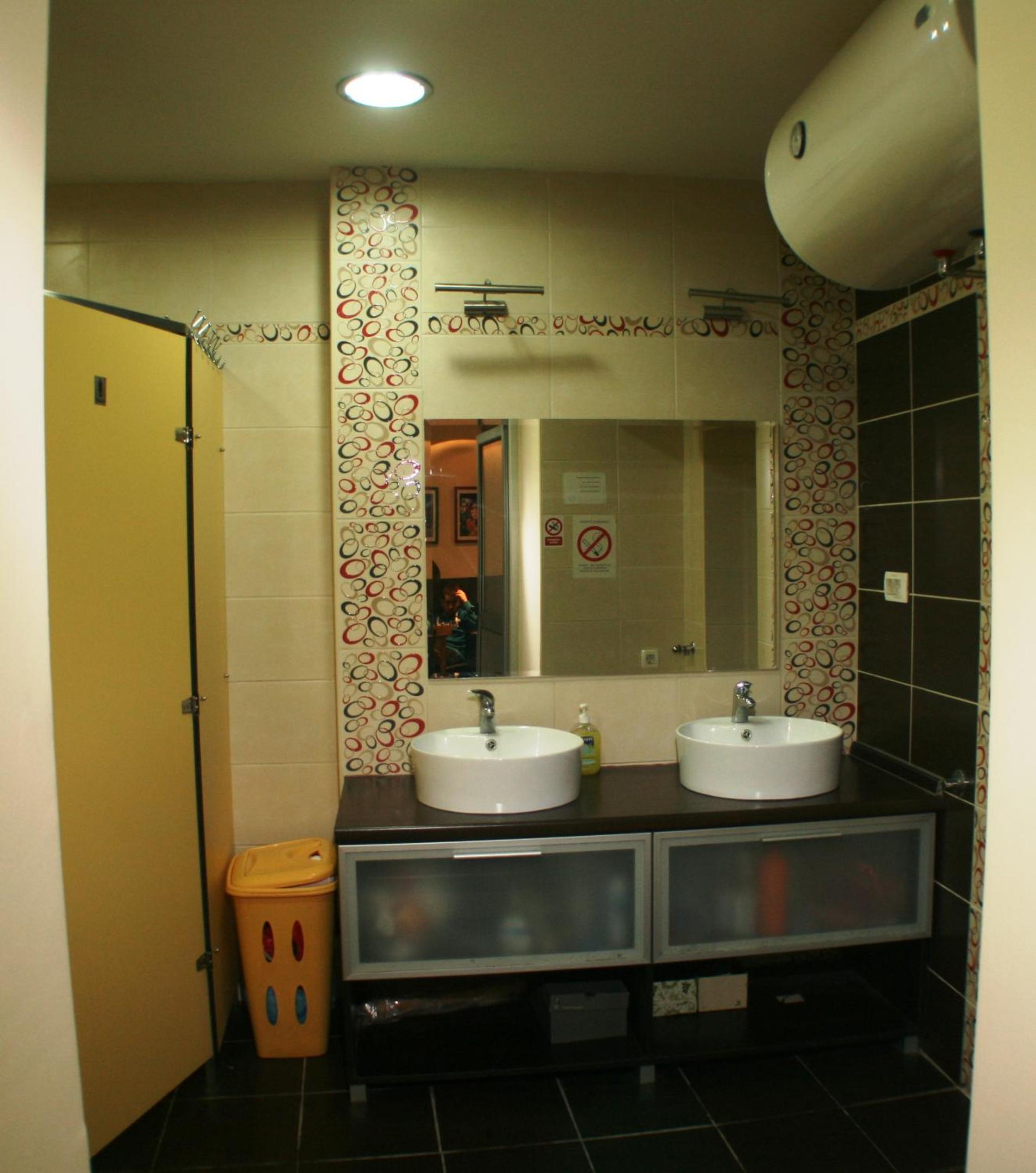 Photo 48