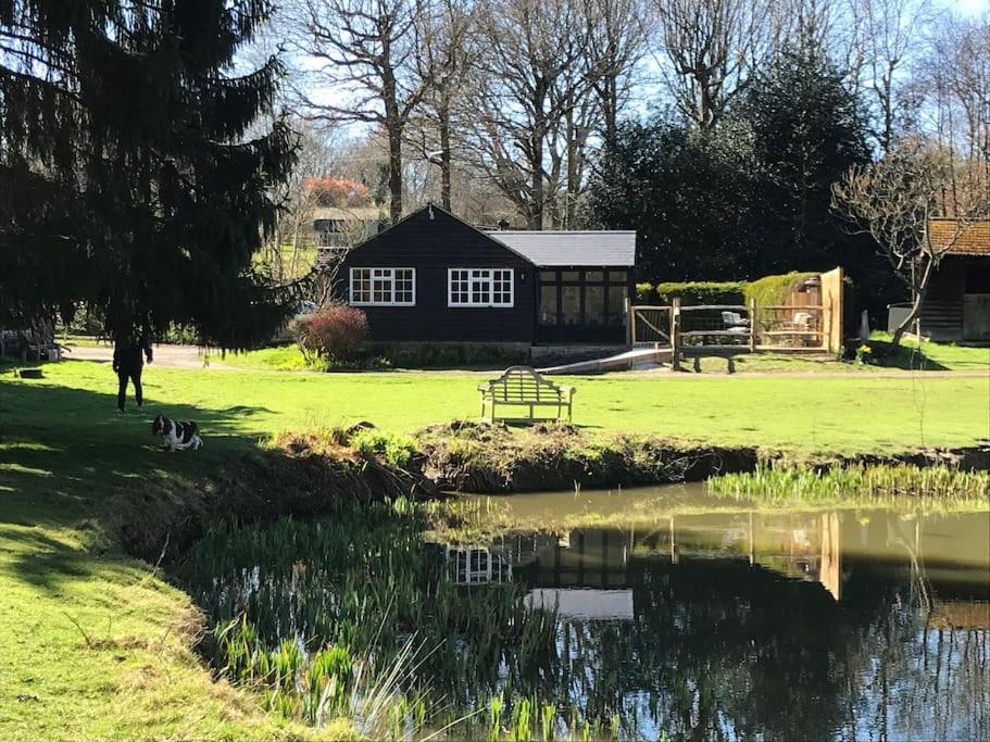 Halfmoon Lodge @ Knights Hole wheelchair access view 4