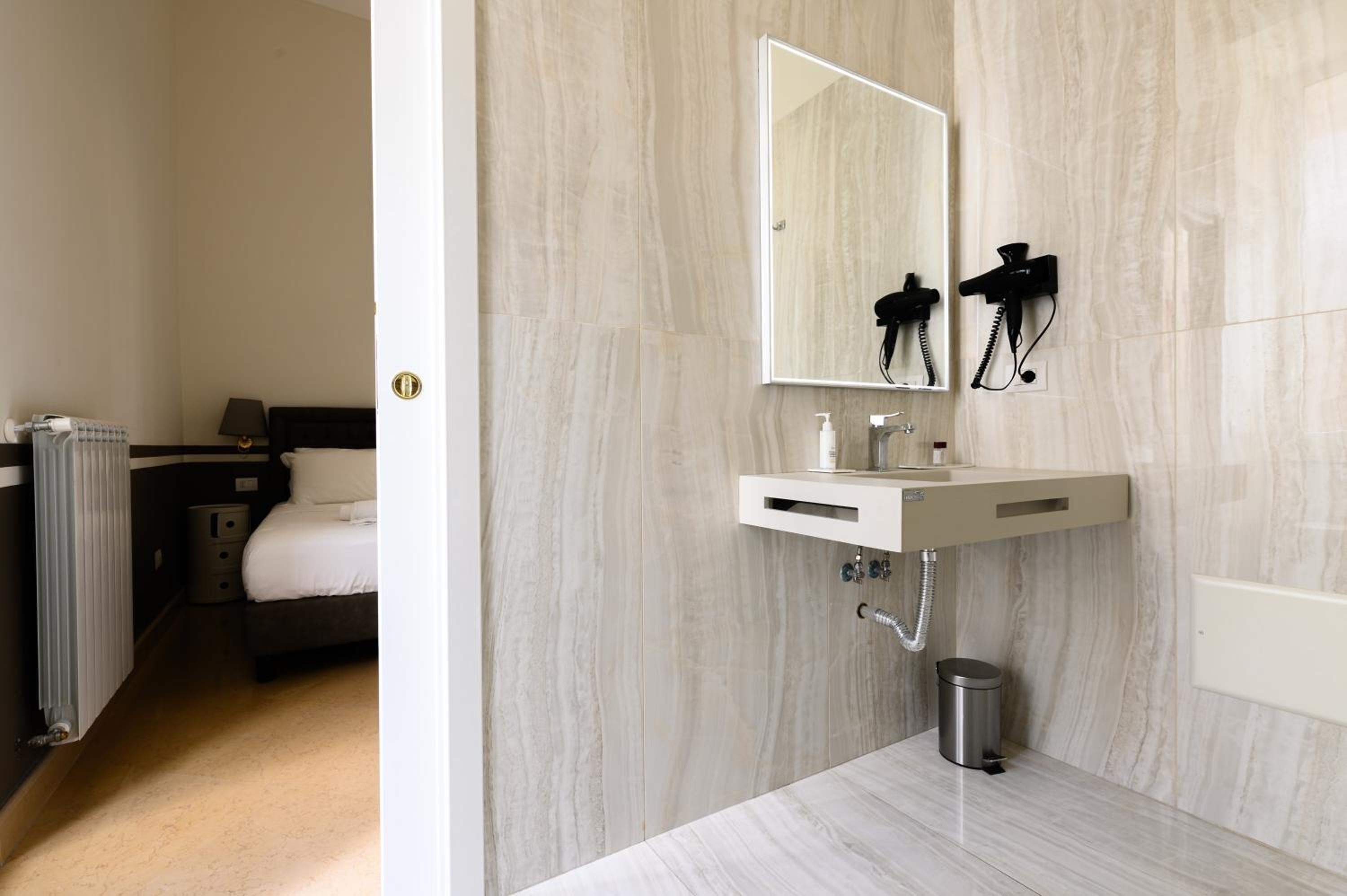 Residenza Molinari Suite