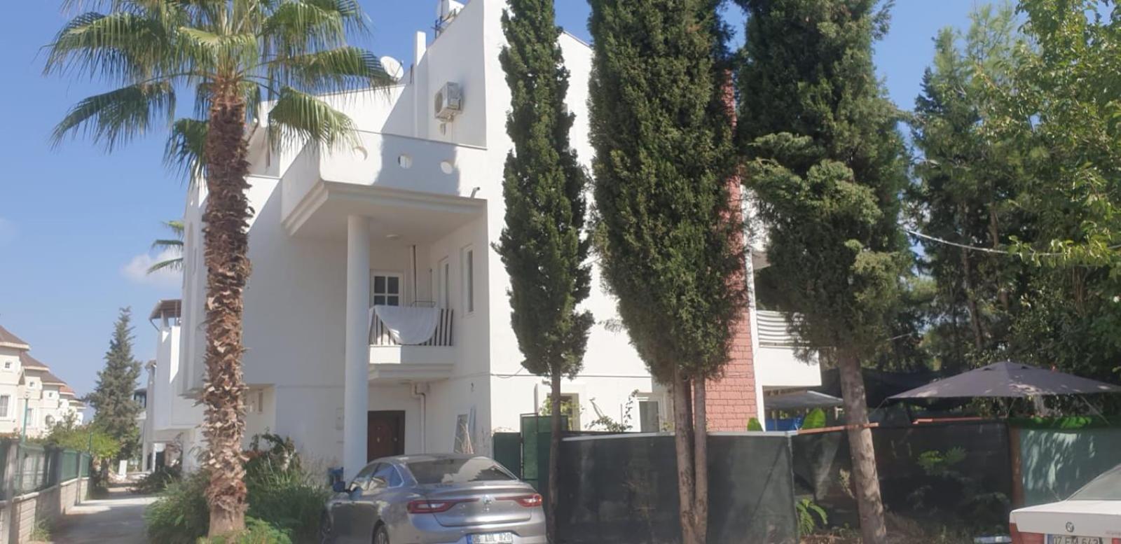 Hotel ELIT1 Villa 10 BEDS FULL TRIPLEX VILLA in BELEK Golf area with PRIVATE POOL & GARDEN WIFI NETFLIX Full Kitchen & Bed Equipments Air Conditions free parking - Image 1