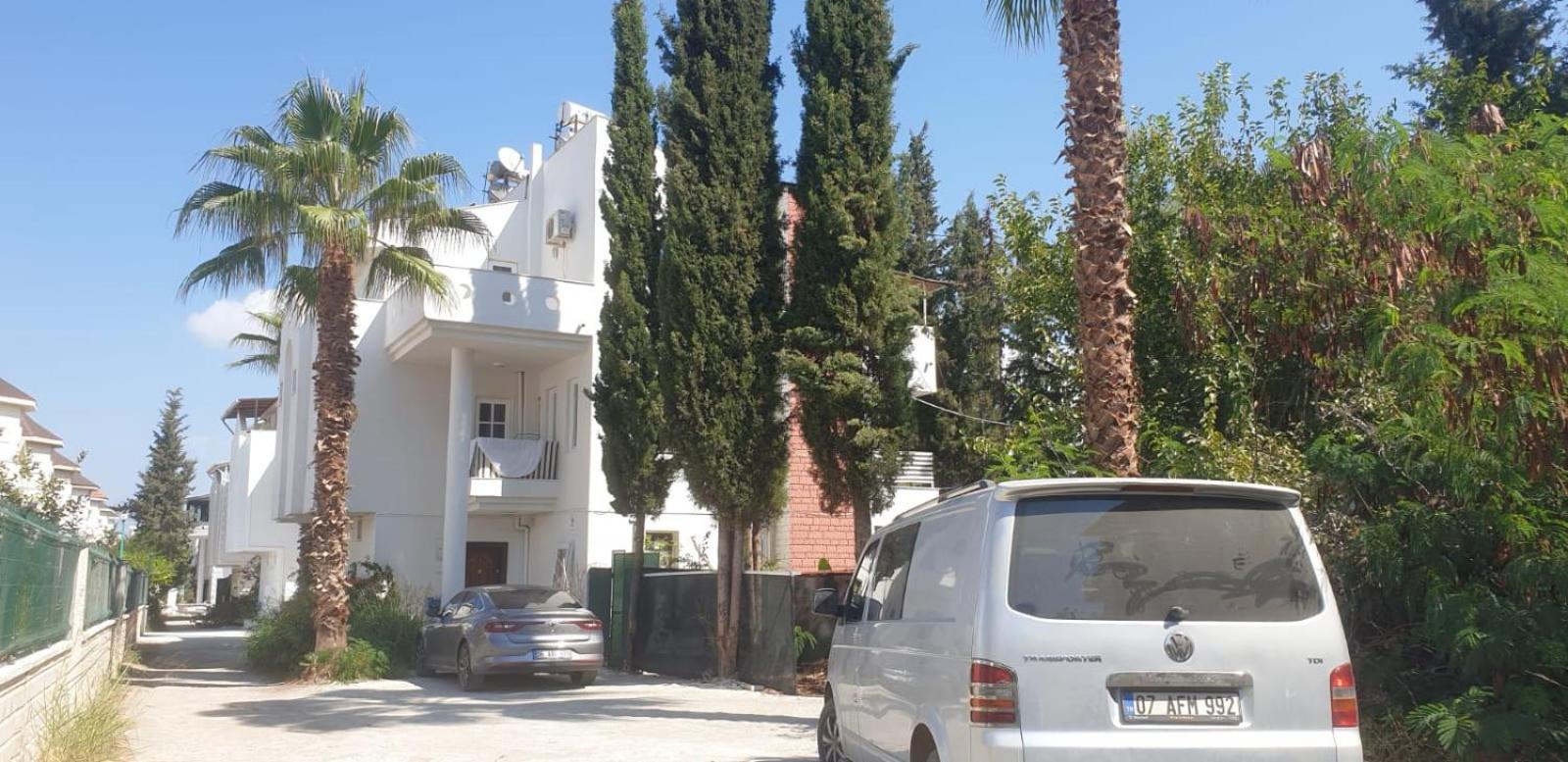 ELIT1 Villa 12Plus BEDS FULL TRIPLEX VILLA in BELEK Golf area with PRIVATE POOL & GARDEN WIFI NETFLIX Full Kitchen & Bed Equipments Air Conditions free par view 3