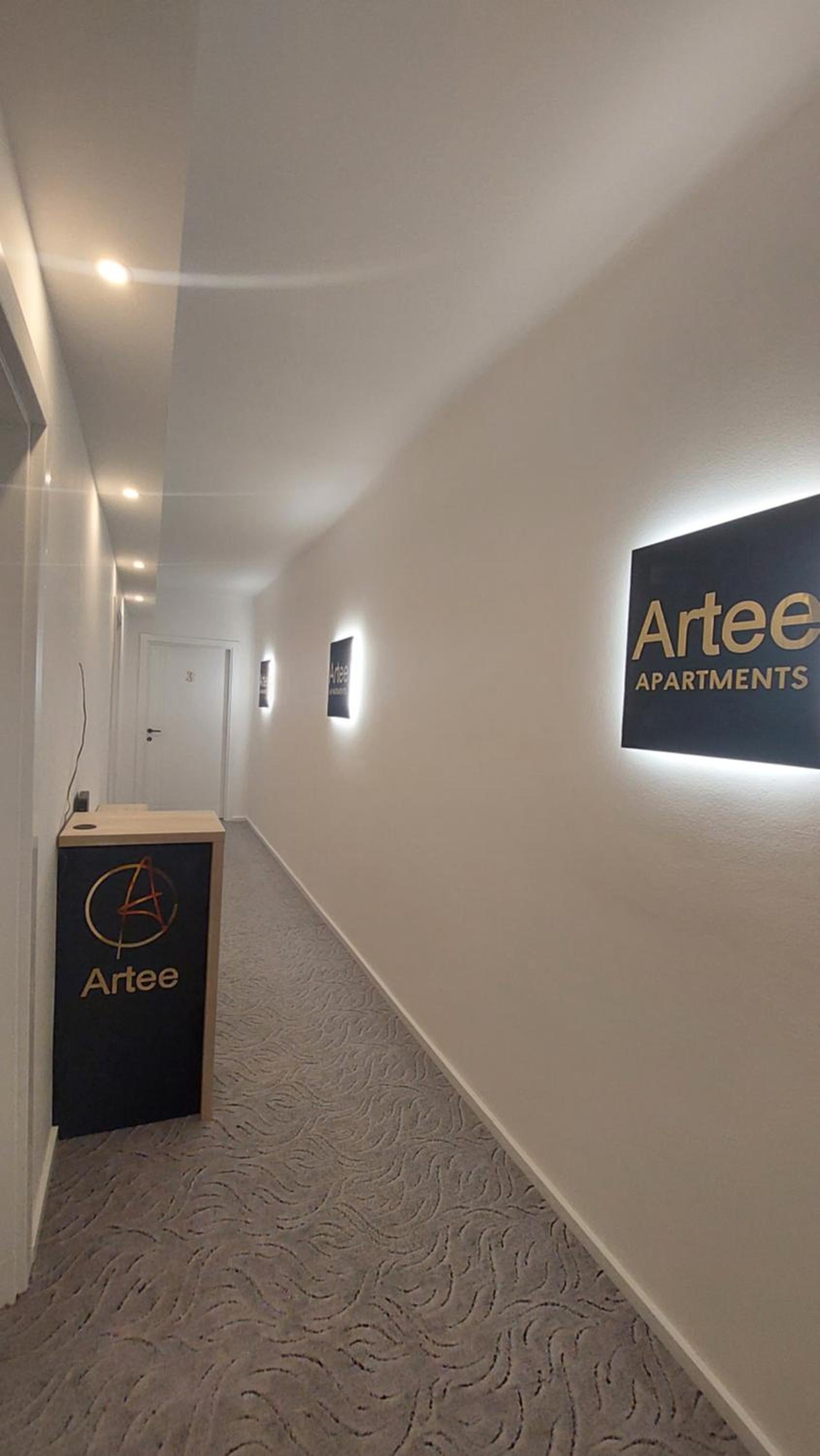 Apartments Artee Free Garage Parking