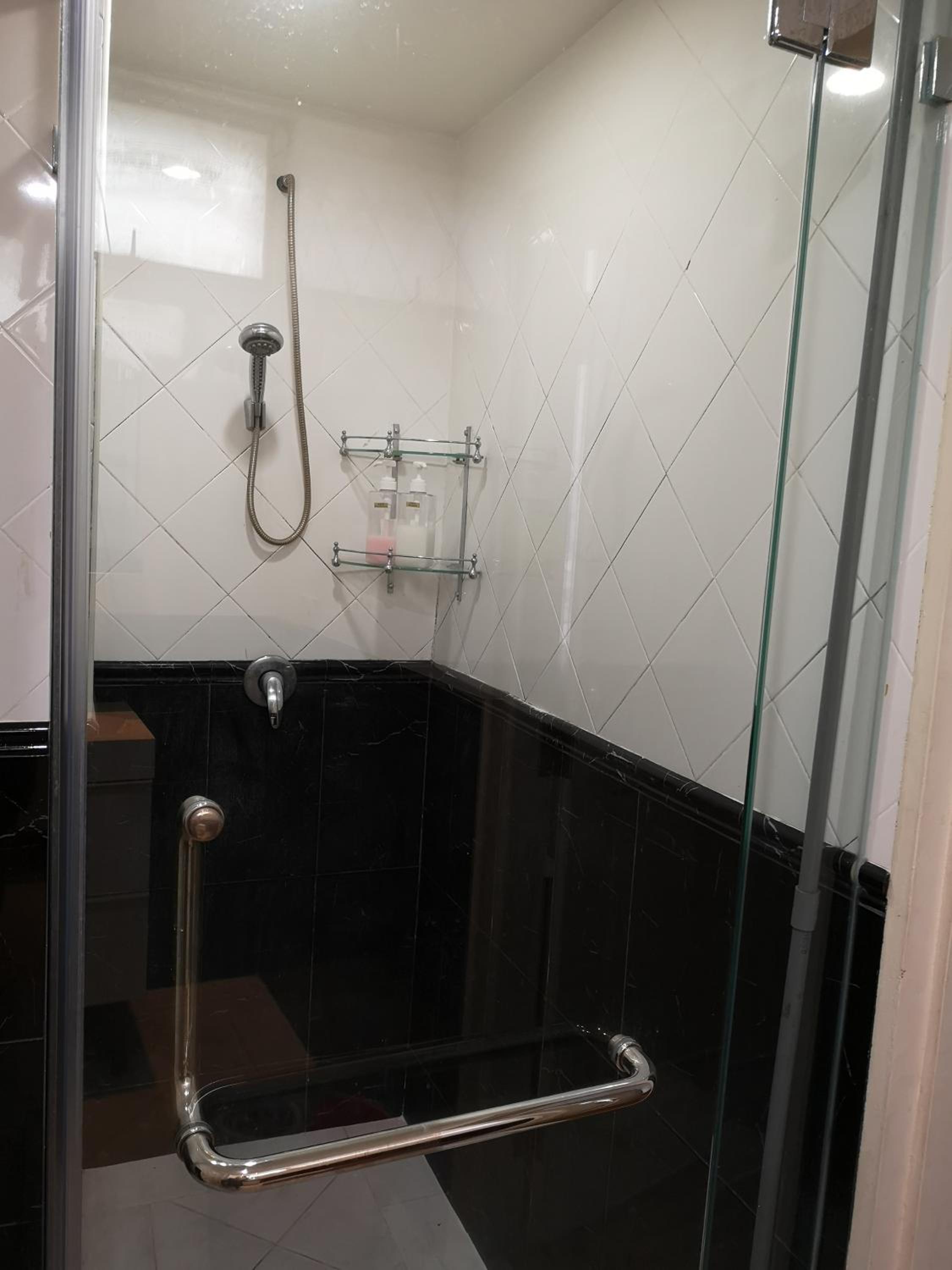 10-12Pax Fahrenheit 88 Pavillion Bukit Bintang TRX AJHOME