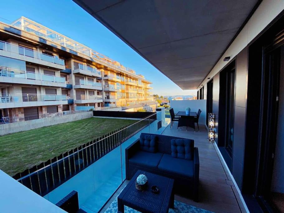 Apartamento en Edificio Nuevo con Piscina