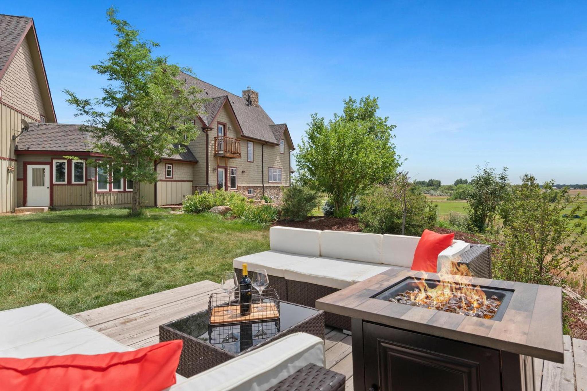 Welcome to Sunrise Ranch! Amazing Mountain Views! view 2