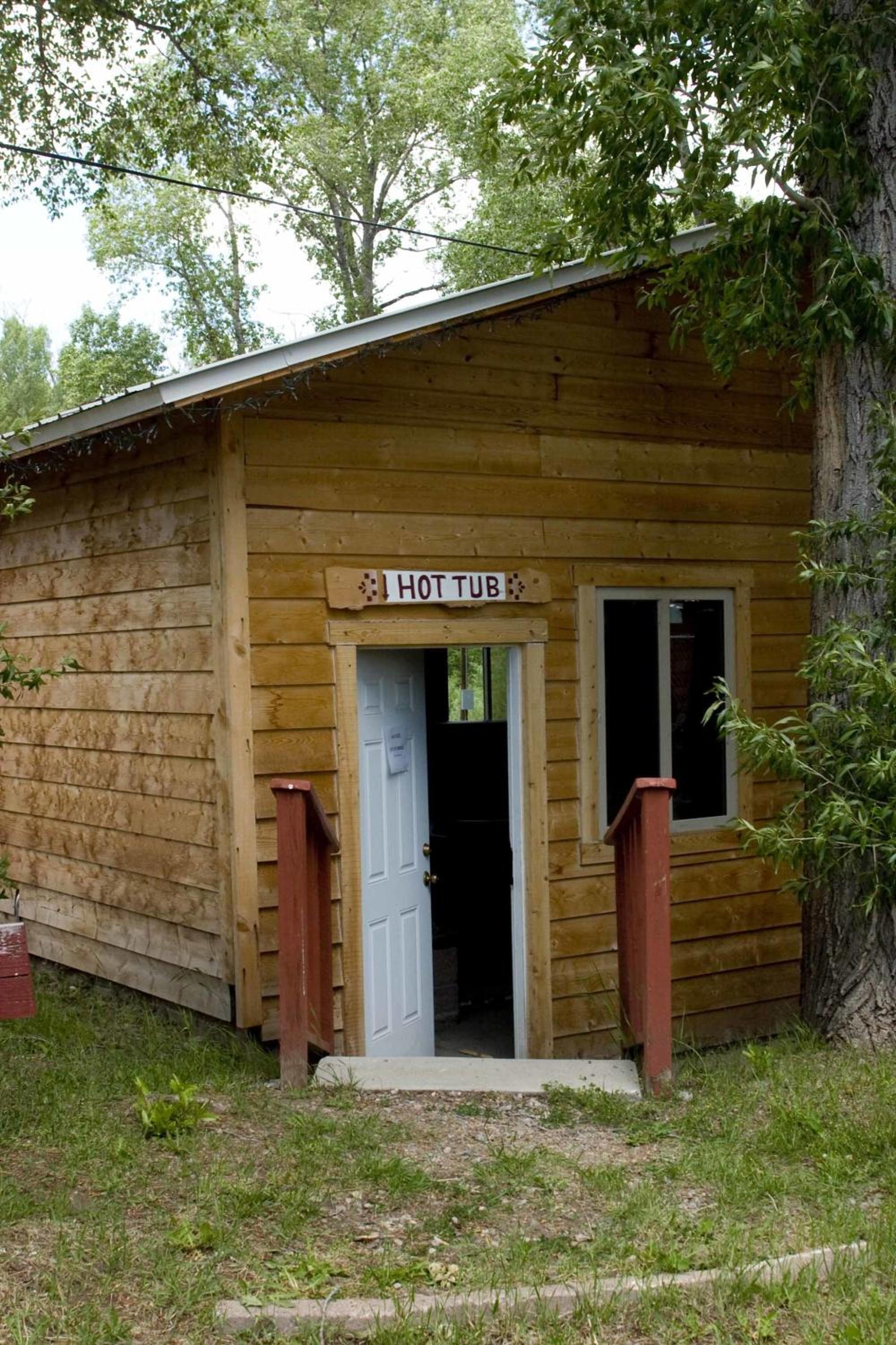 Elkhorn Lodge