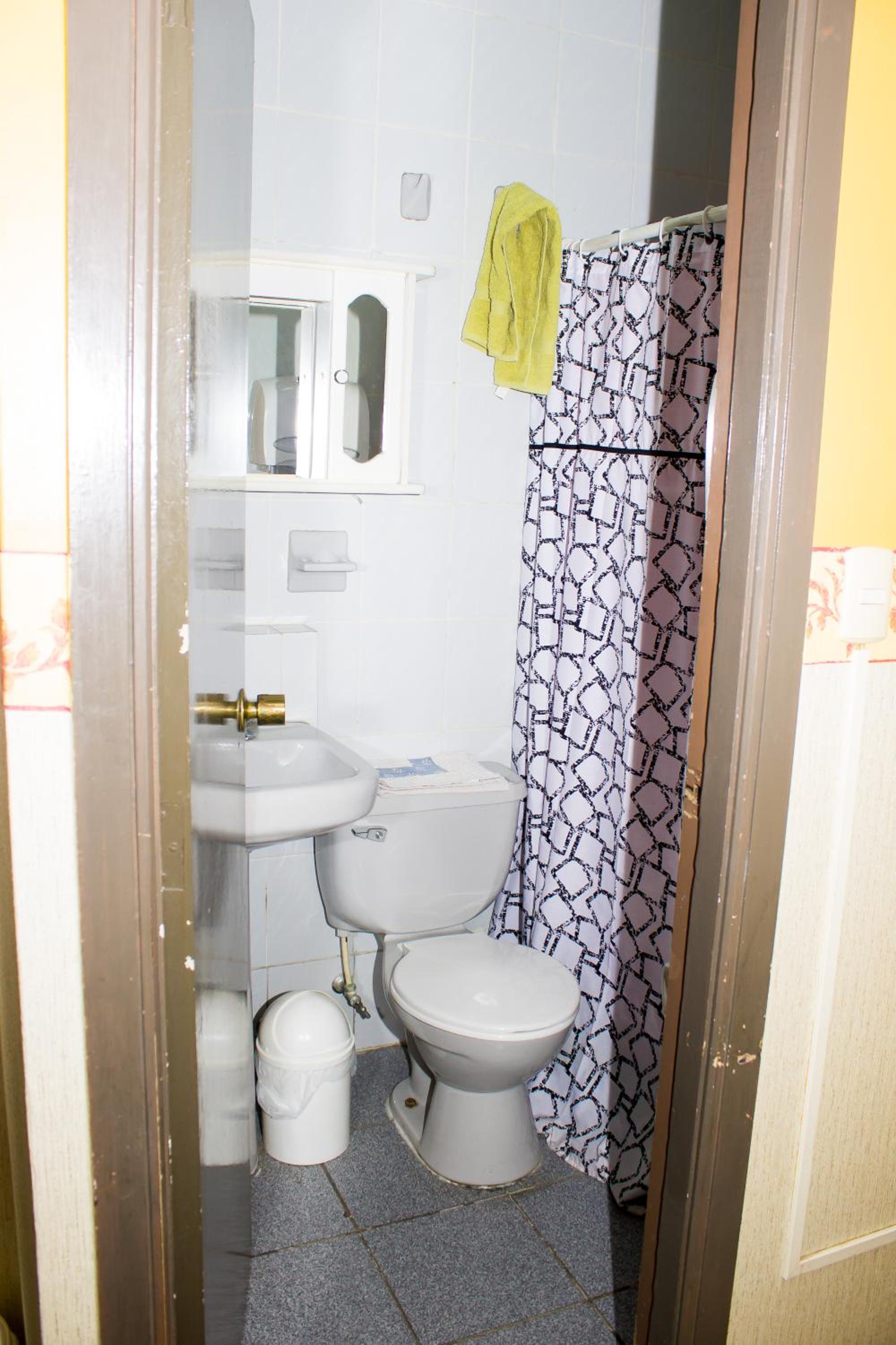 Hostal Residencia Blest Gana