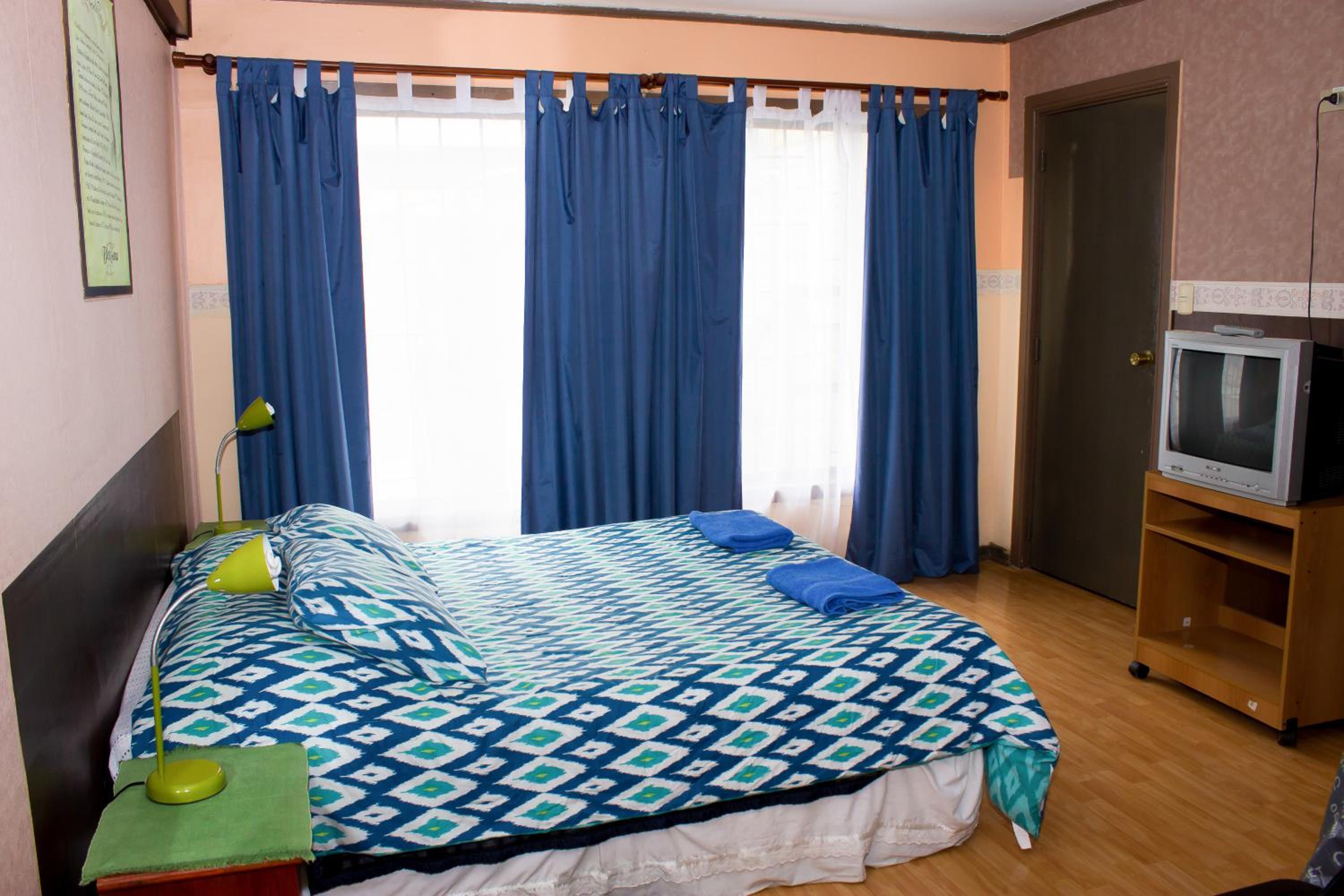 Hostal Residencia Blest Gana