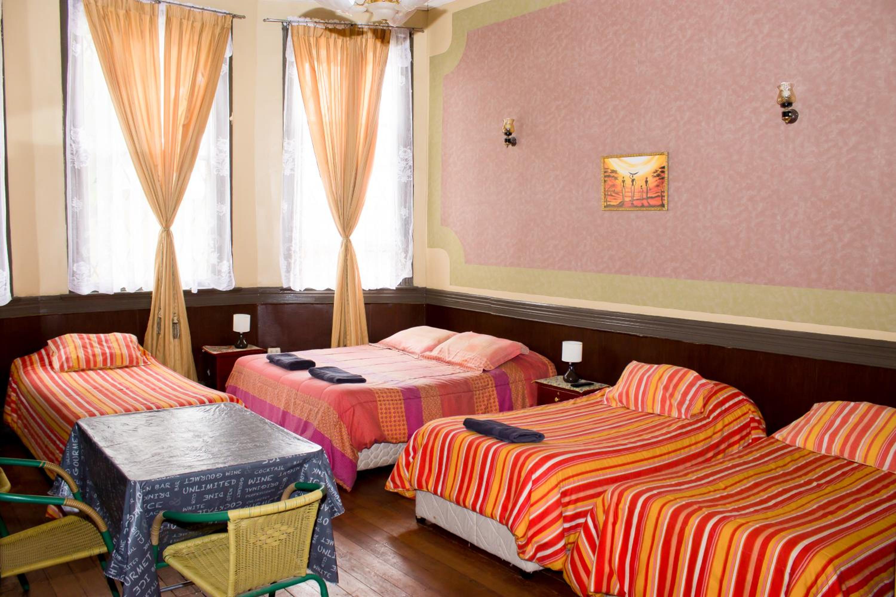 Hostal Residencia Blest Gana