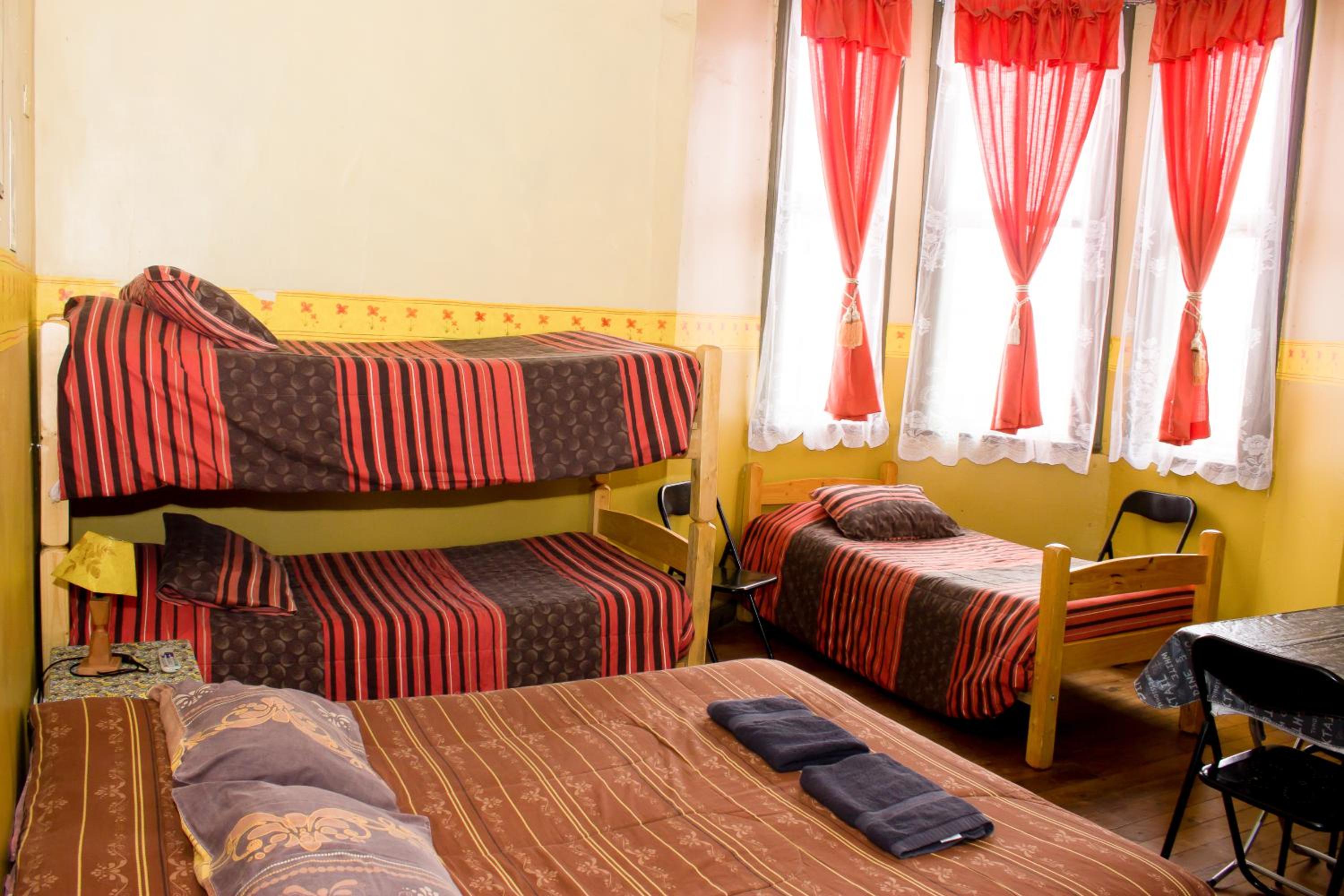 Hostal Residencia Blest Gana