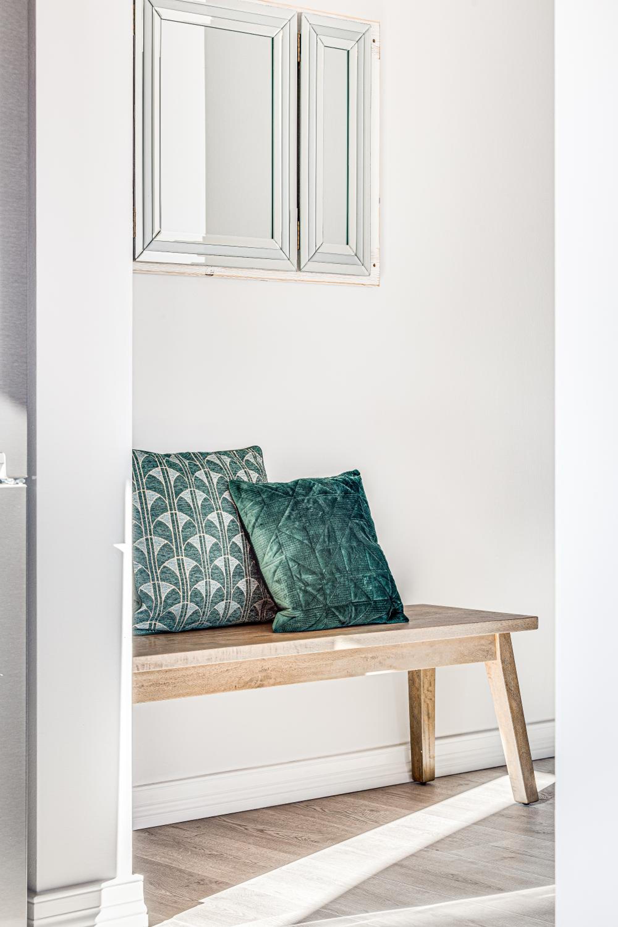 ARI Cherry Apartament with Balcony