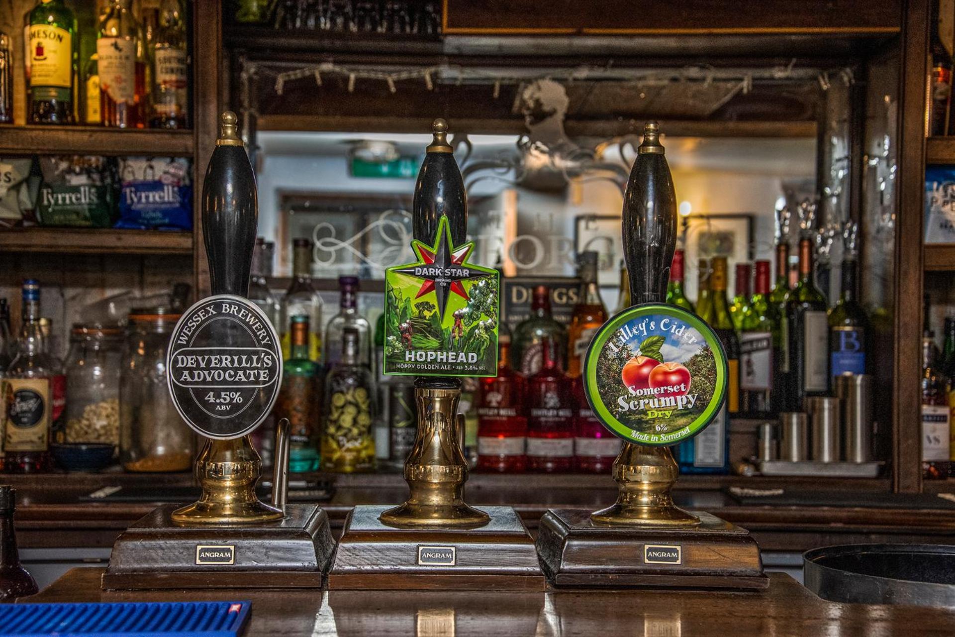 Warminster Vacations - The George Inn - Property Image 8
