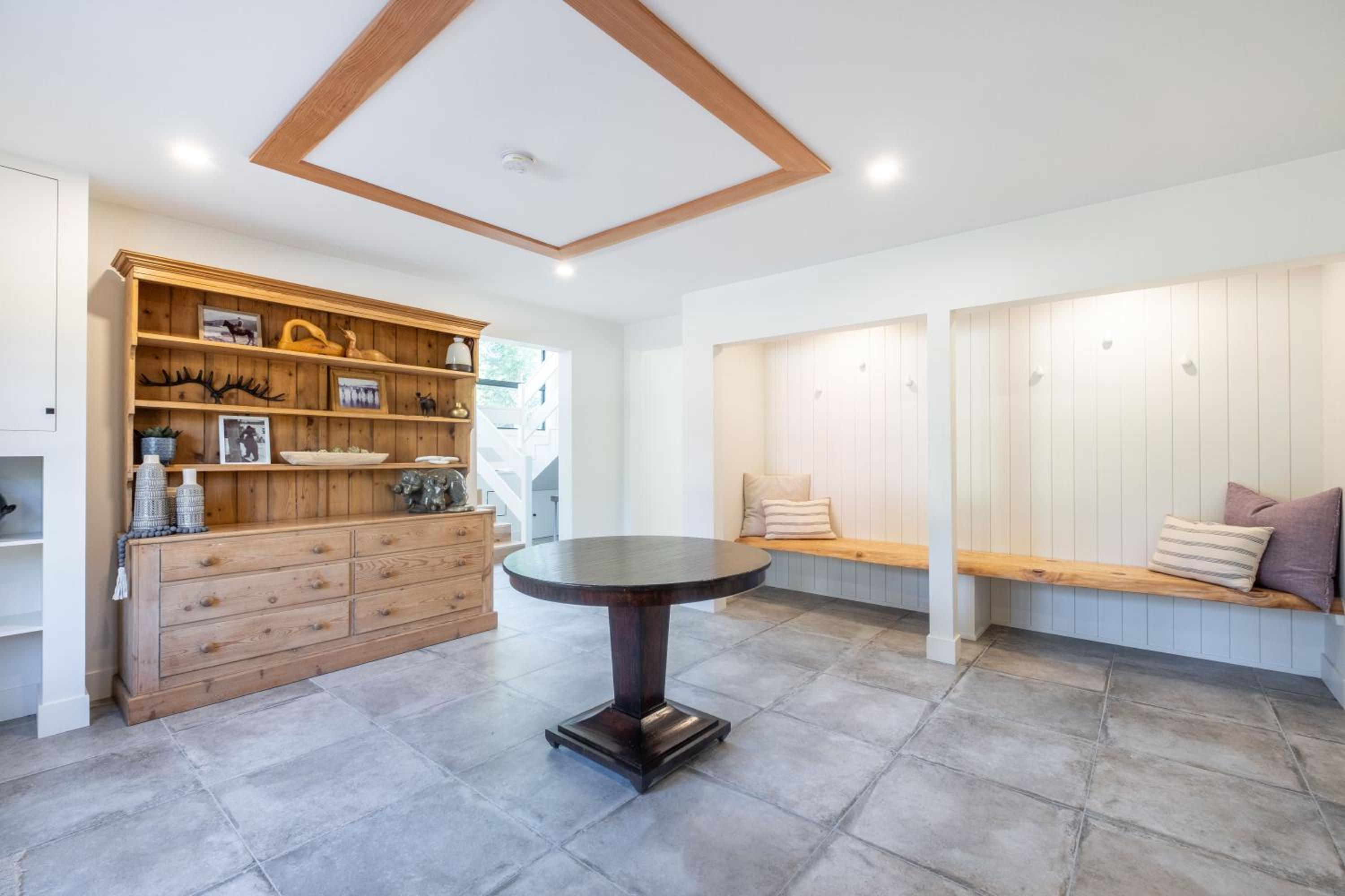 Pemberton Farmhouse by Outpost view 5