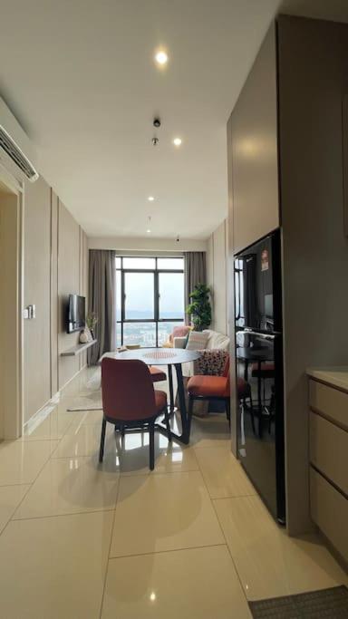Hill10 Residence, I-City (above DoubleTree Hotel) photo 2