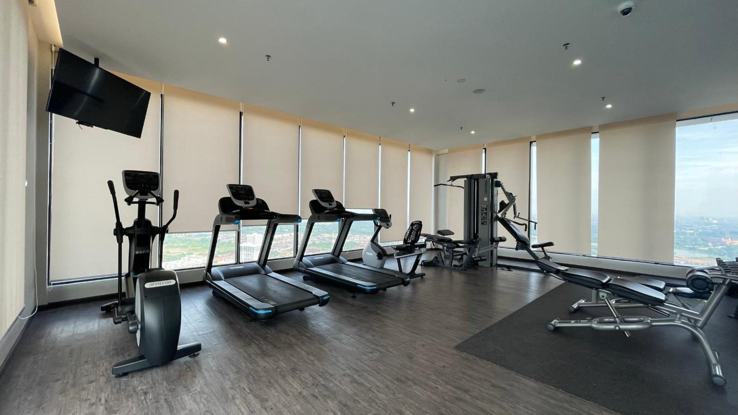 Hill10 Residence, I-City (above DoubleTree Hotel) photo 7