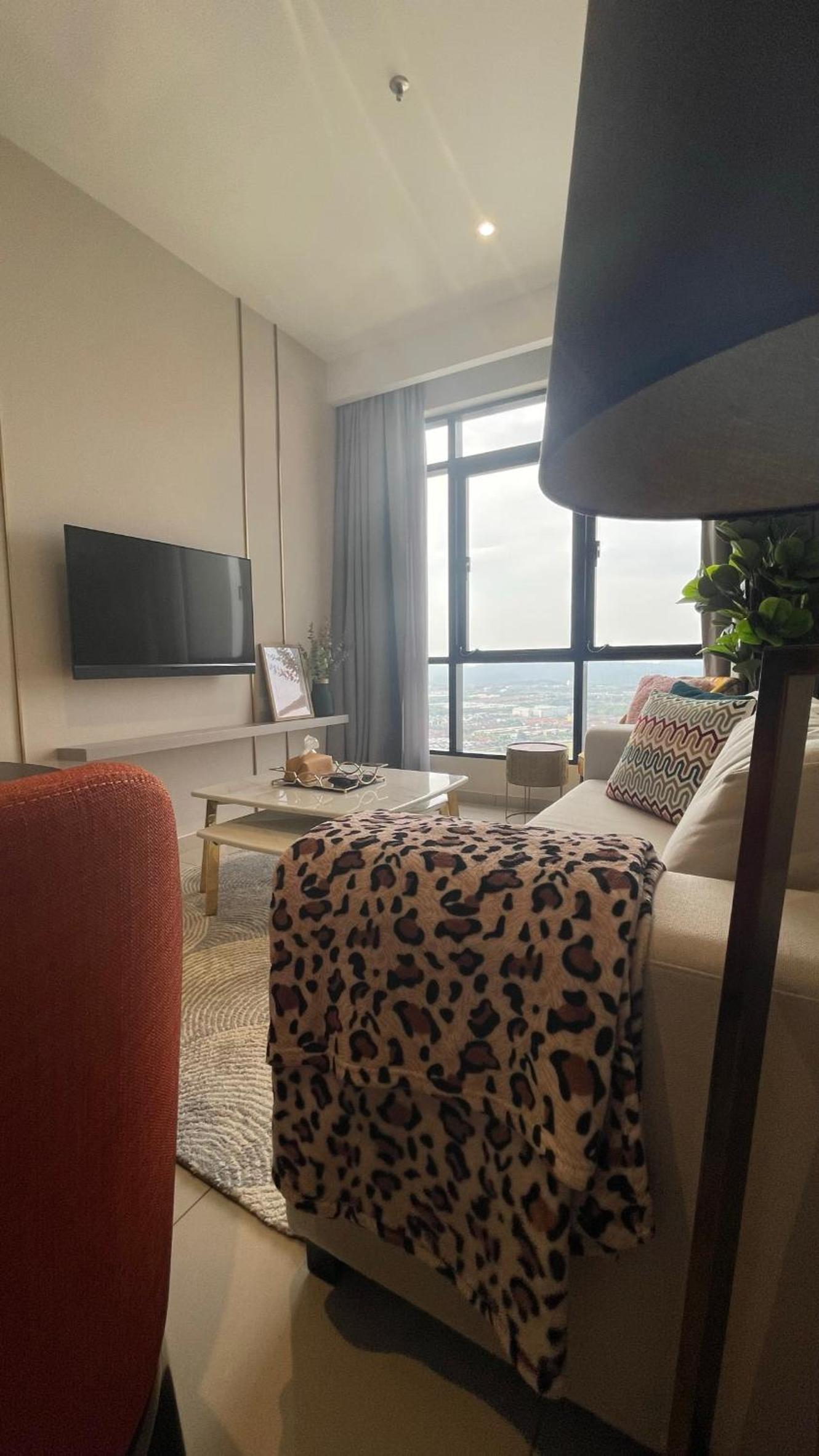 Hill10 Residence, I-City (above DoubleTree Hotel) photo 4