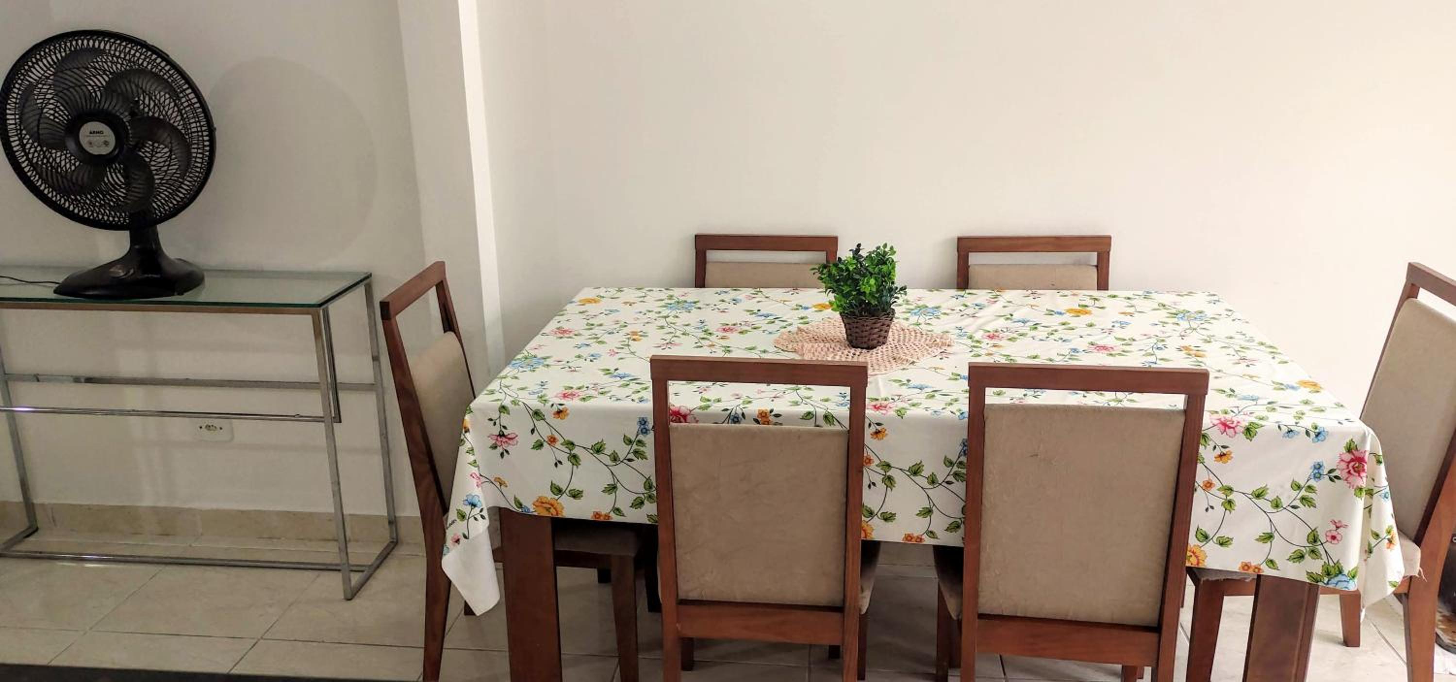Casa com Wi-Fi Qualidade- Ar Condicionado - Completa - Praia da Enseada