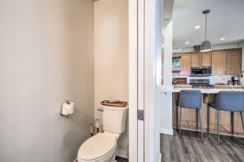 The Moby House Coastal Retreat with Ocean Views & Hot Tub view 3