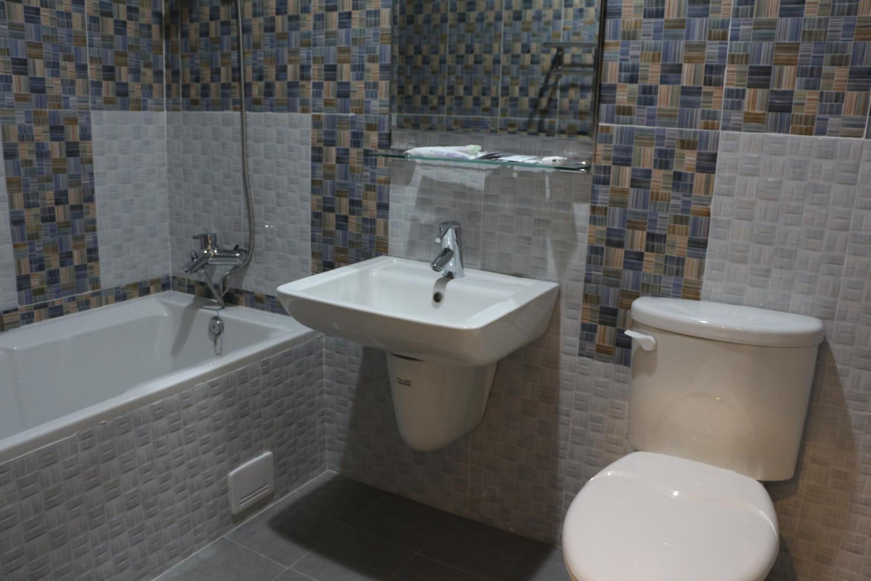 Photo 9