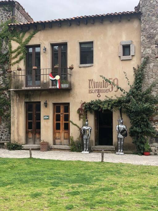 Hotel Master Loft En Valquirico Con Piscina