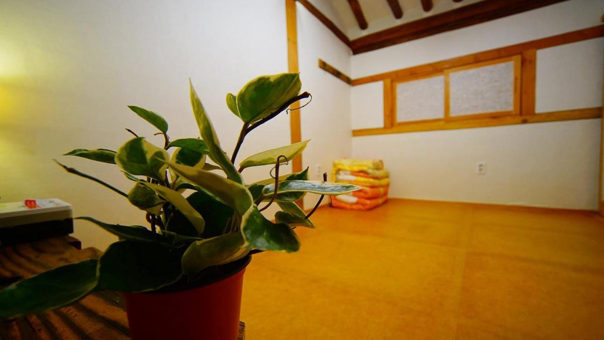Photo 56