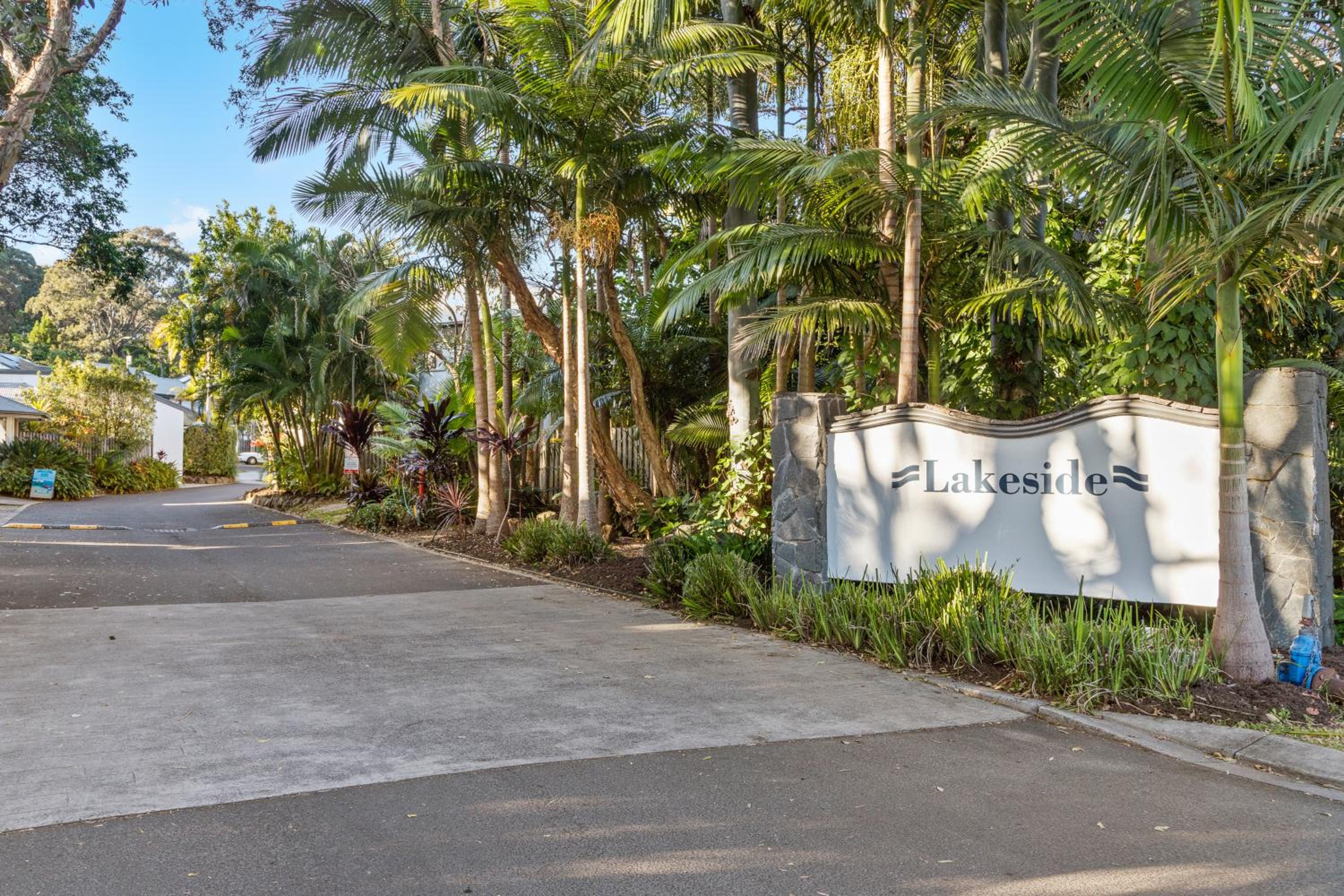 Treetops Lakeside Apartments