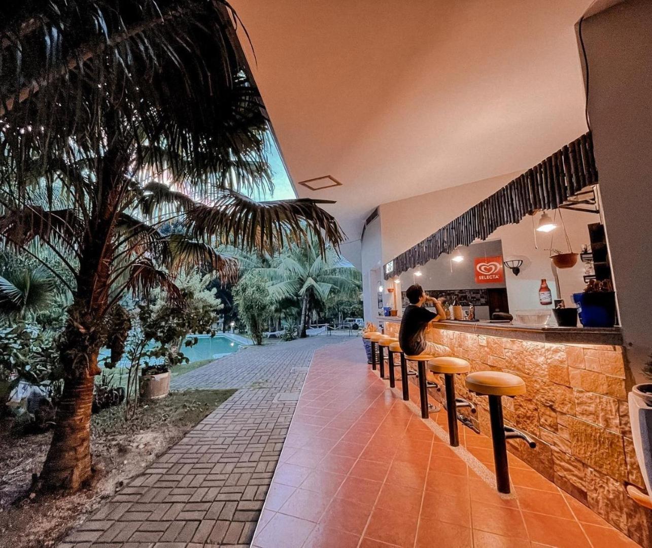 Meili Beach Resort