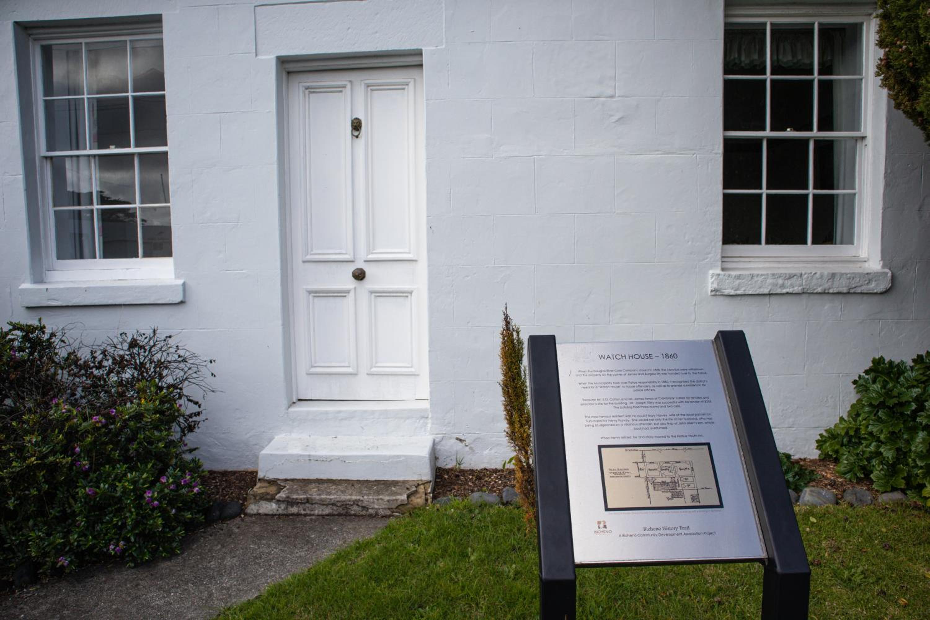 Gaol House Cottages
