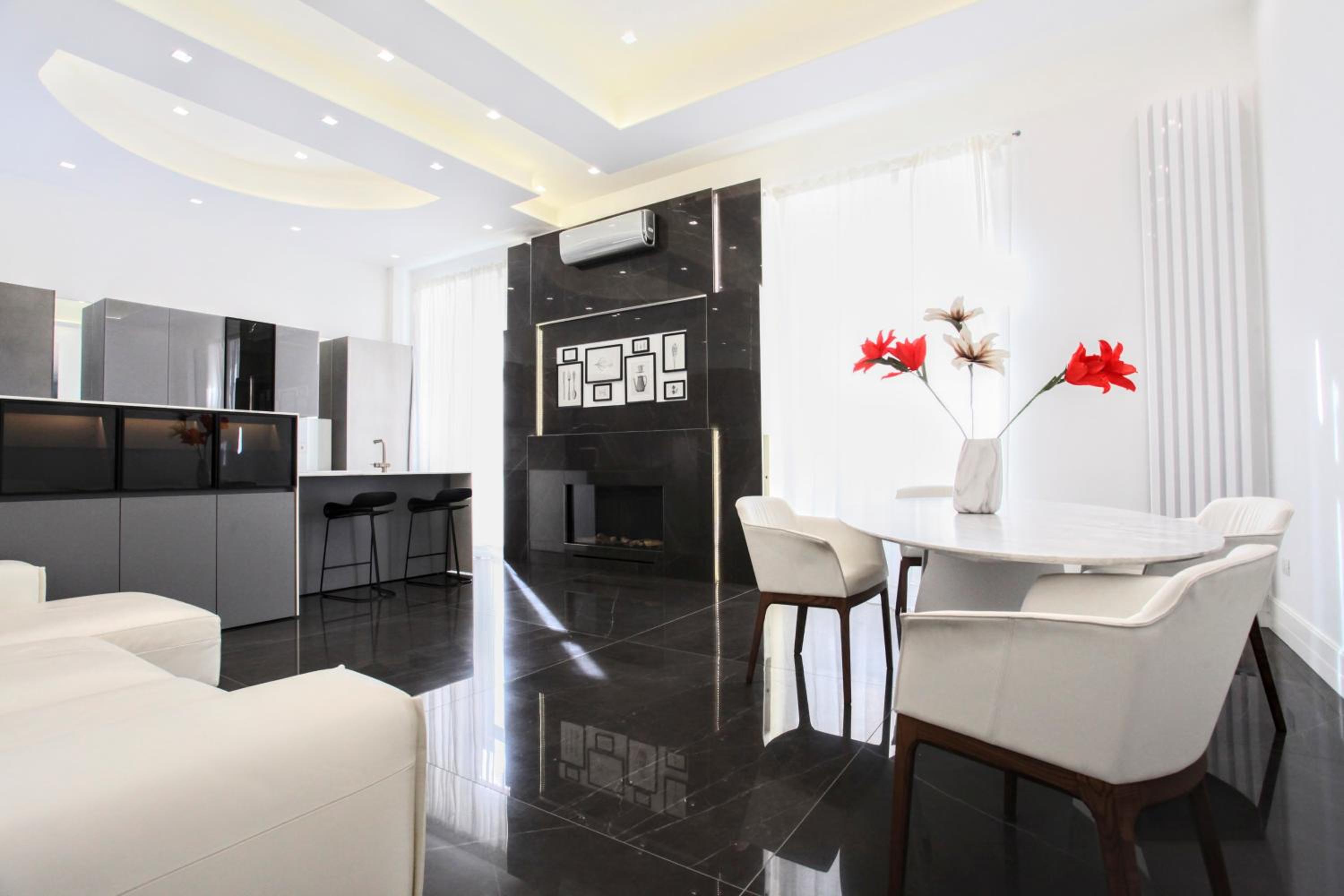 DUOMO LUXORY HOME