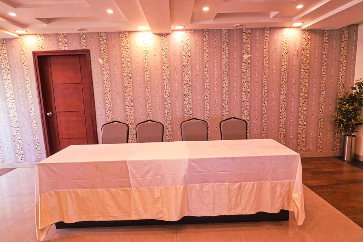 meeting room