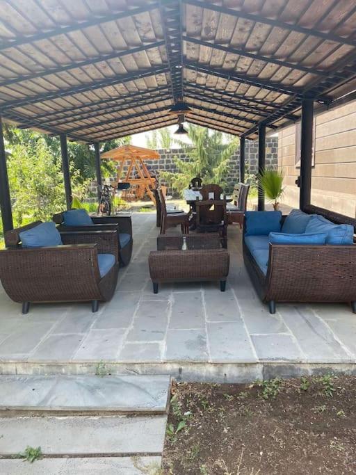 Cheerful 3-bedroom villa with pool