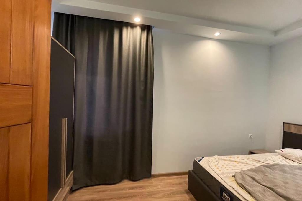 Cheerful 3-bedroom villa with pool