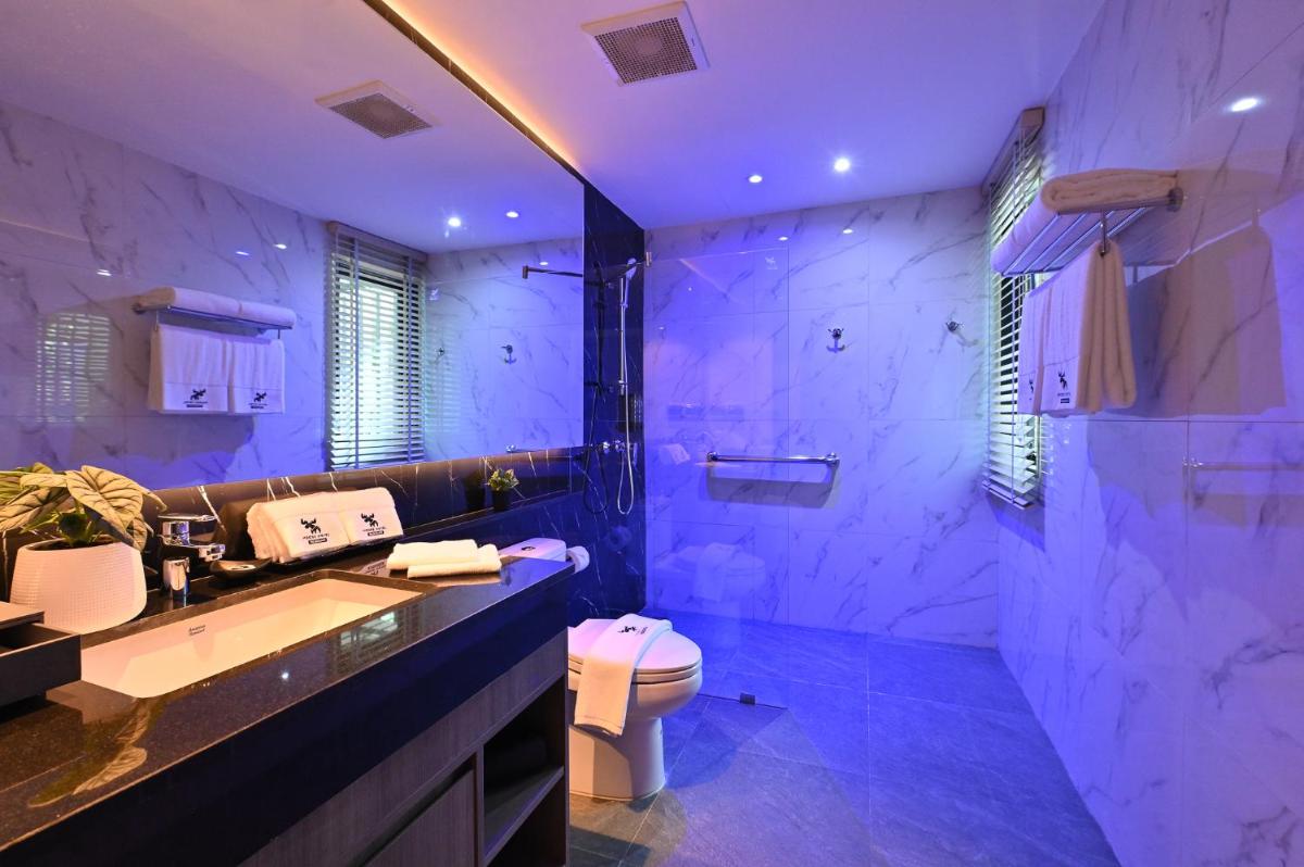 Moose Hotel Nimman 64