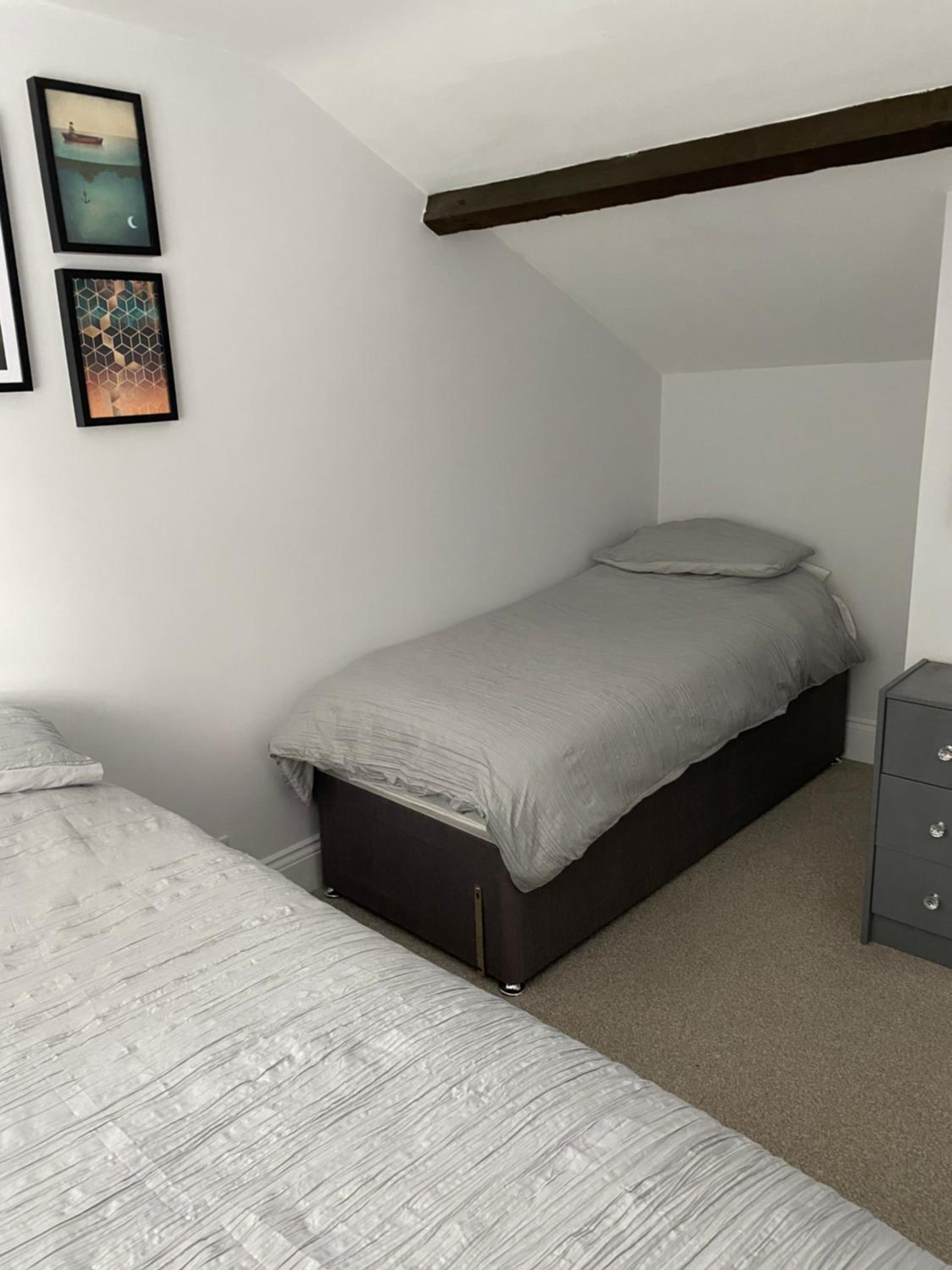 The Hole in the Wall, Midsomer Norton, Nr Bath & Longleat
