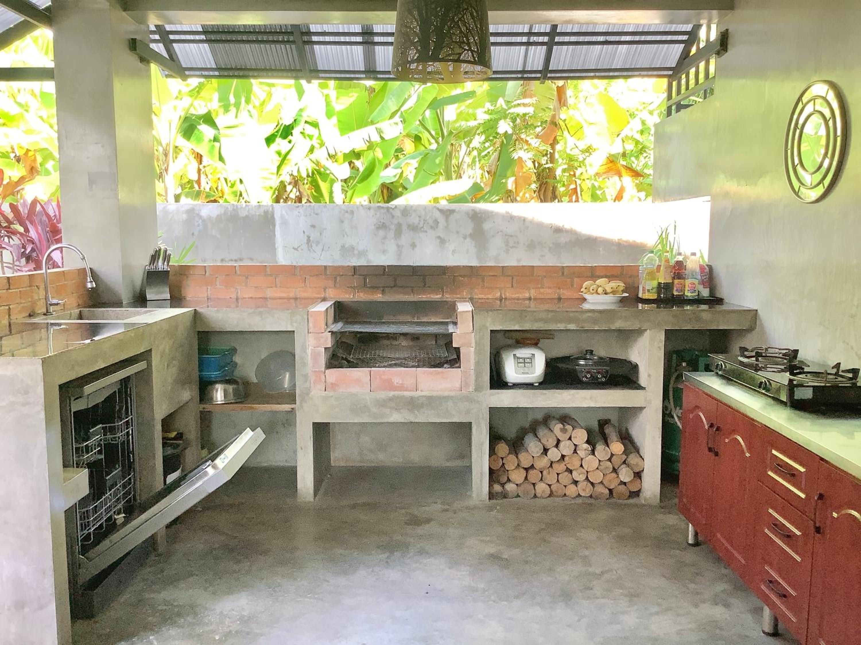 Villa Rajapruek 3 Villa Estates For A Group Daily Maid and Butler