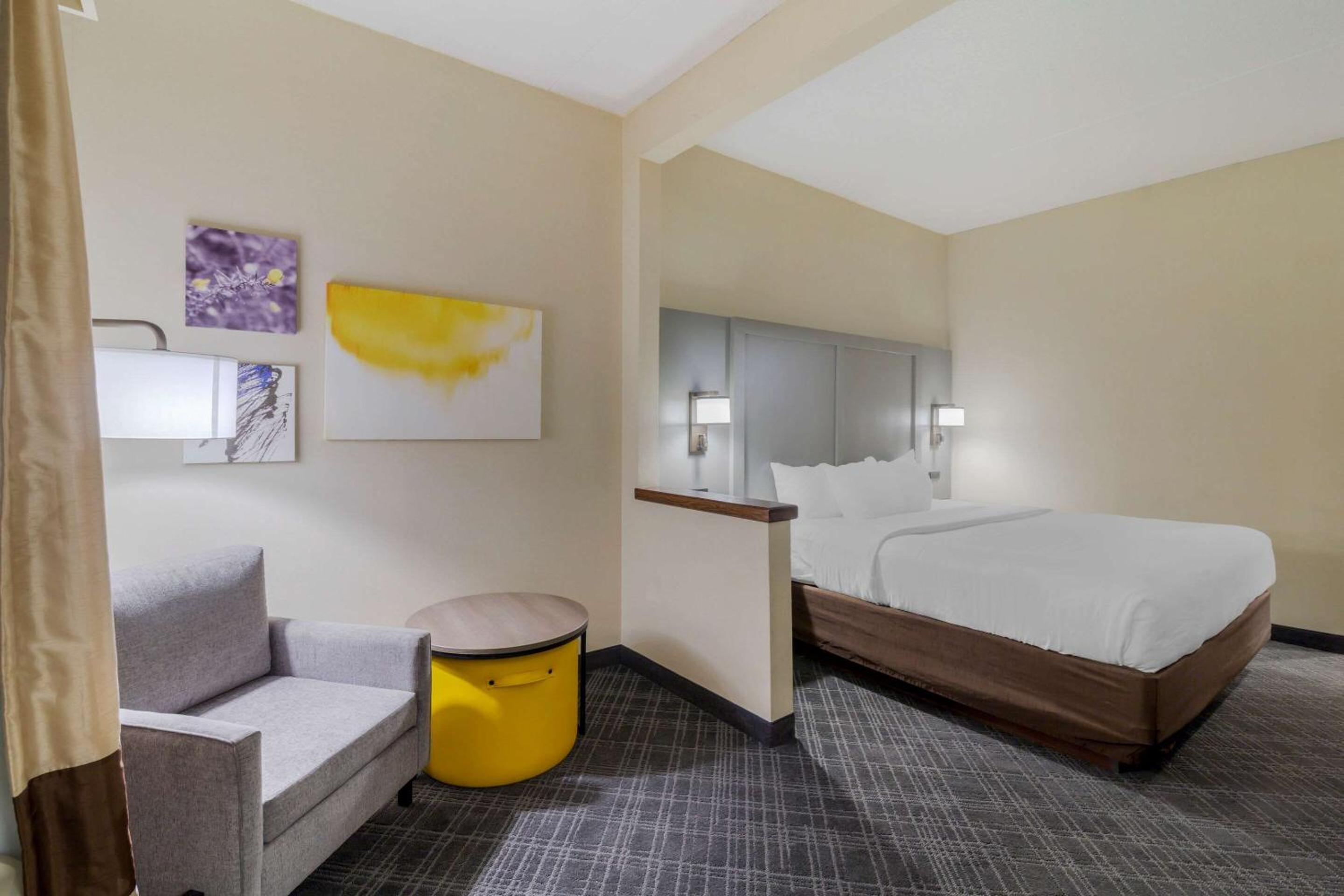 Bismarck Vacations - Comfort Inn Bismarck - Property Image 28