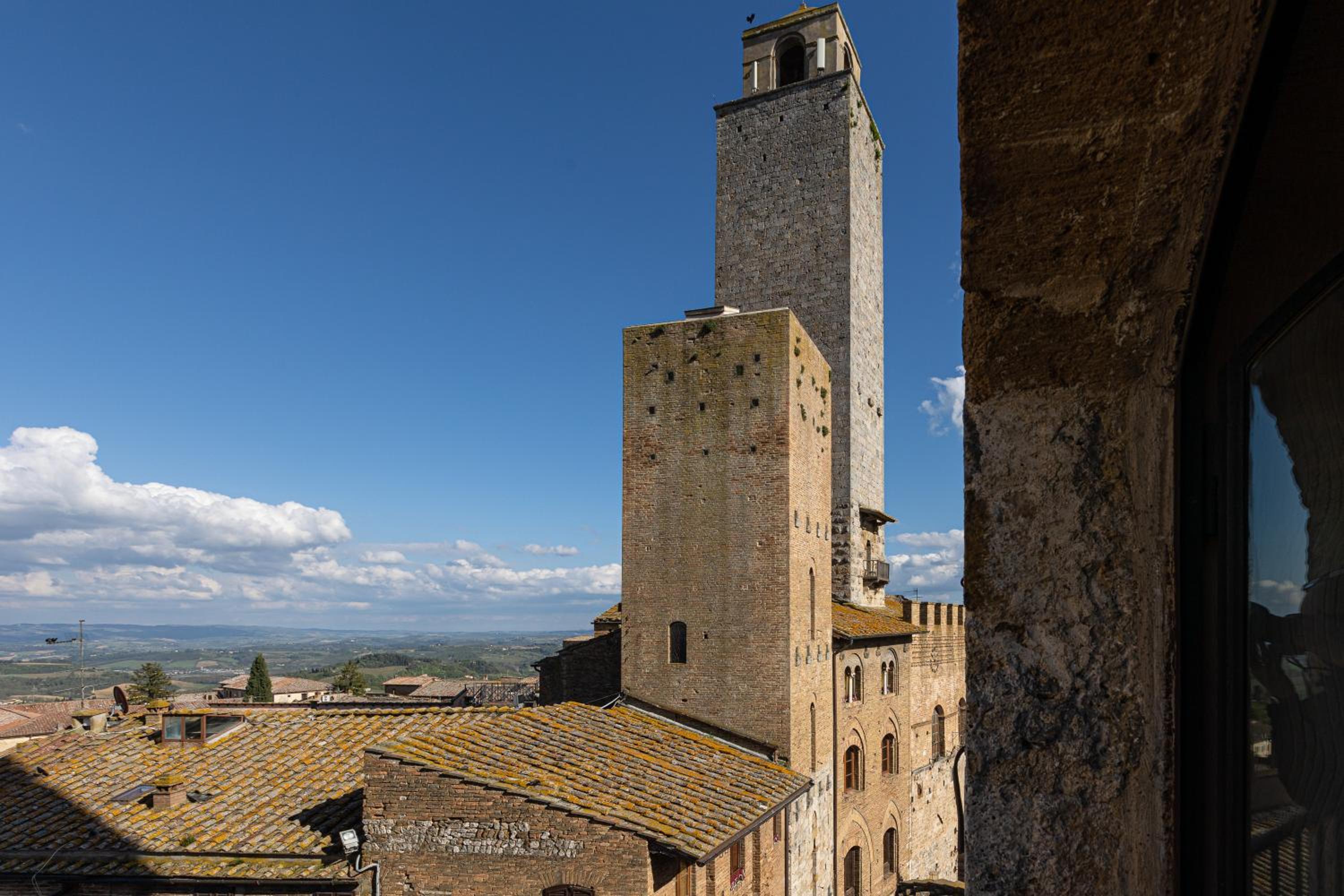 Hotel Torre Salvucci Maggiore Medieval Tower Experience - Image 1