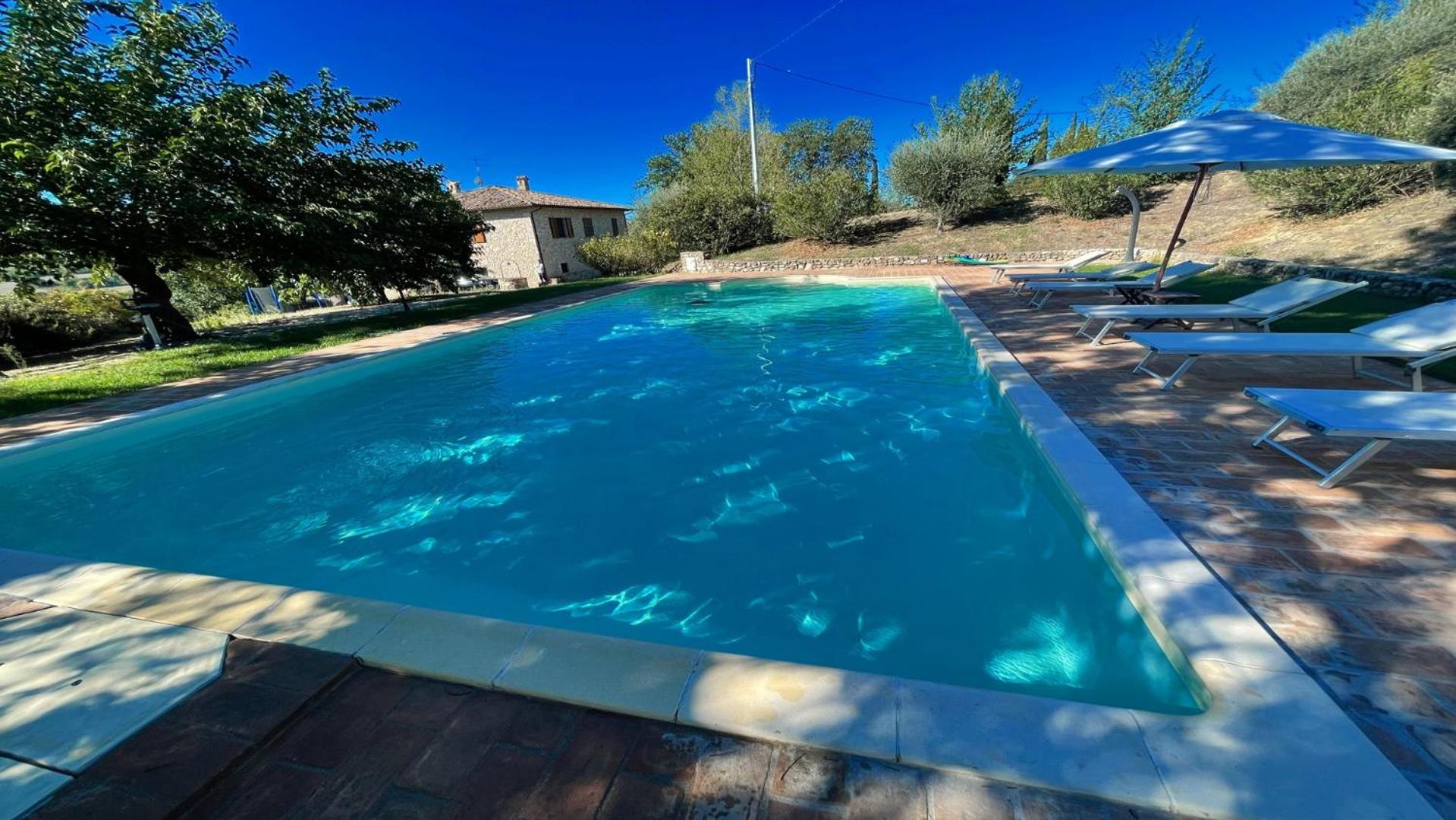 Todi By The Pool - Villaexclusive Pool Sleeps 10 view 5