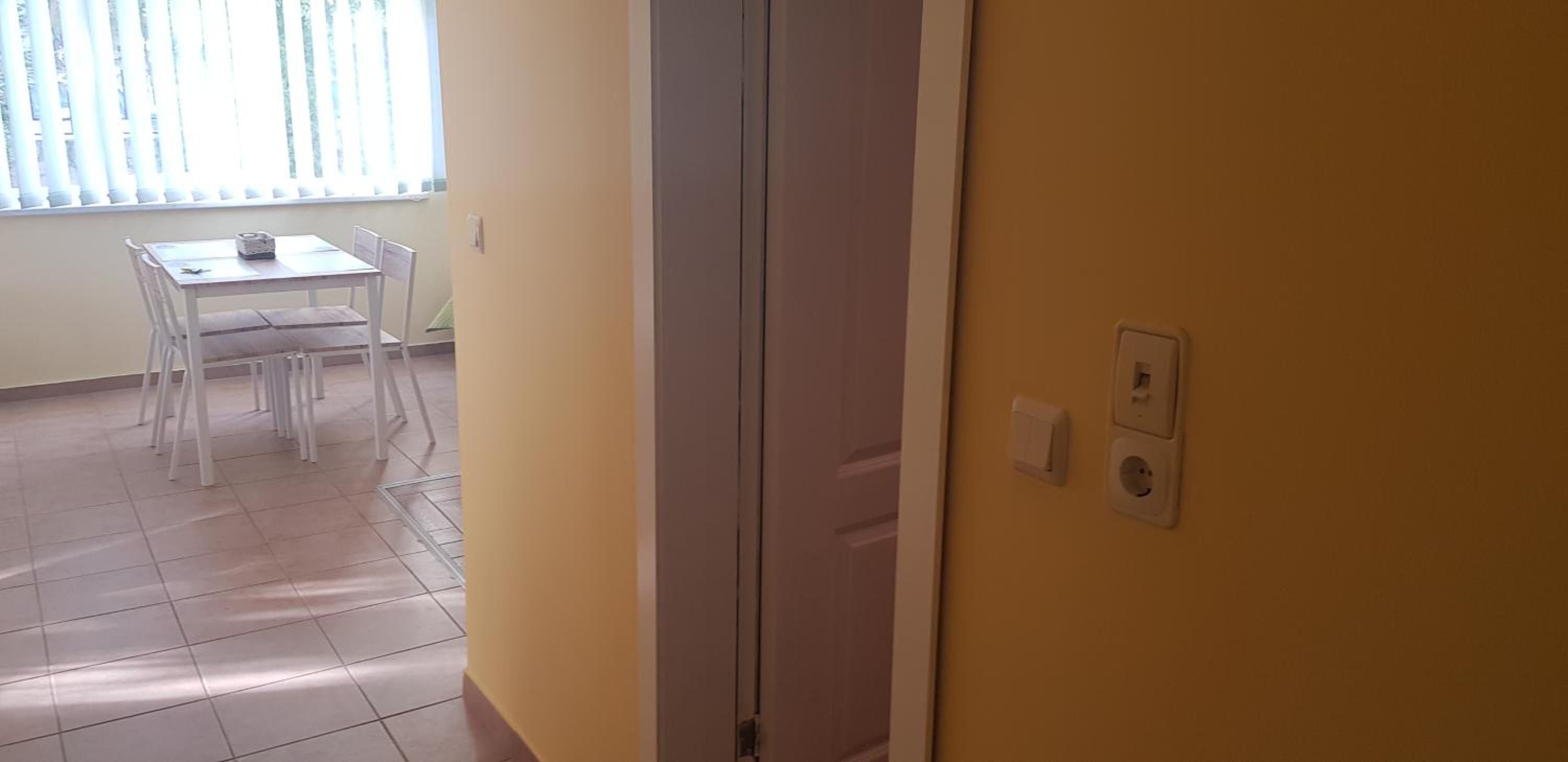 Photo 51