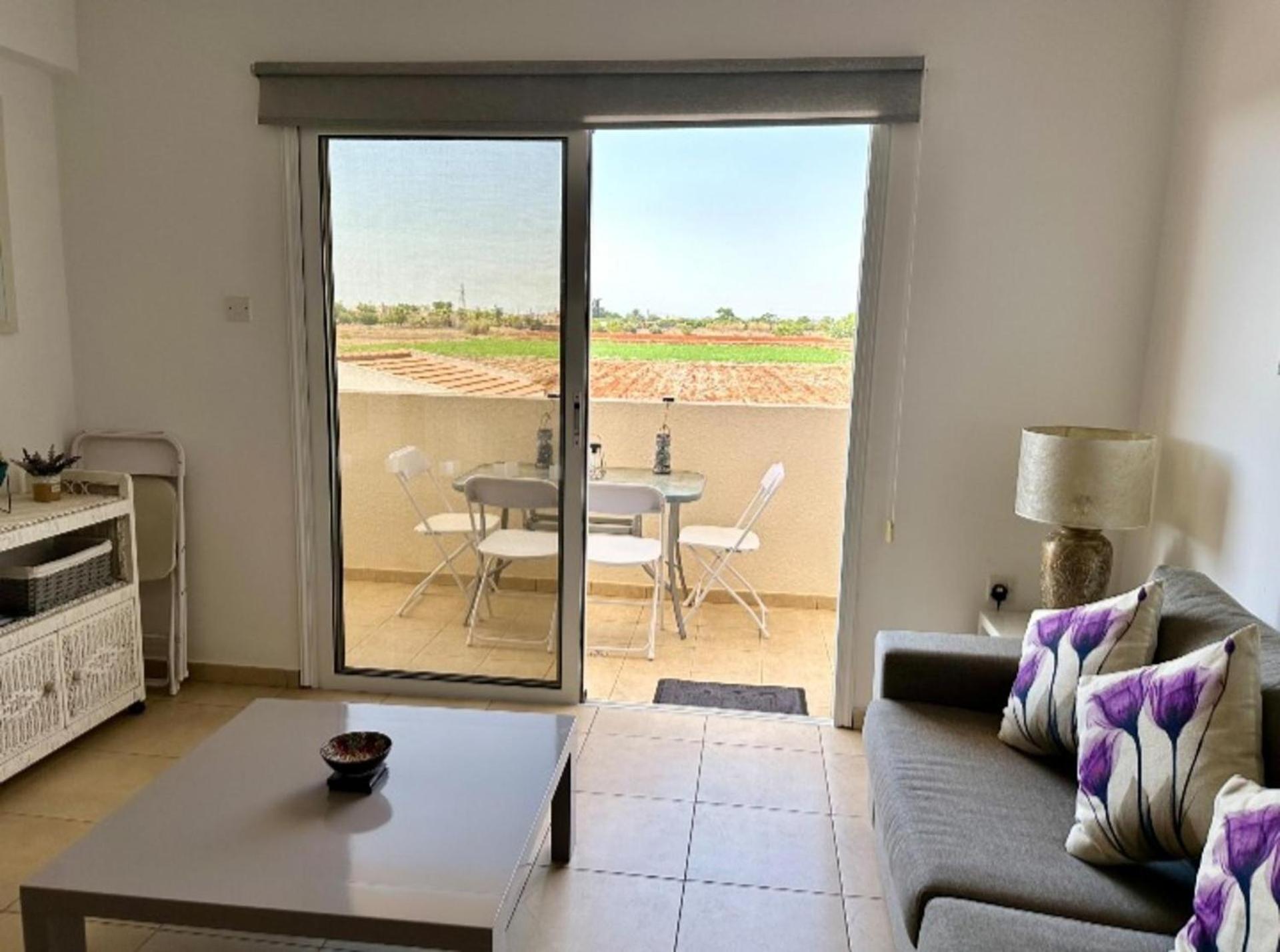 Liopetri 2-Bed Apt Sleeps 6 Pool 10min to Beach view 4