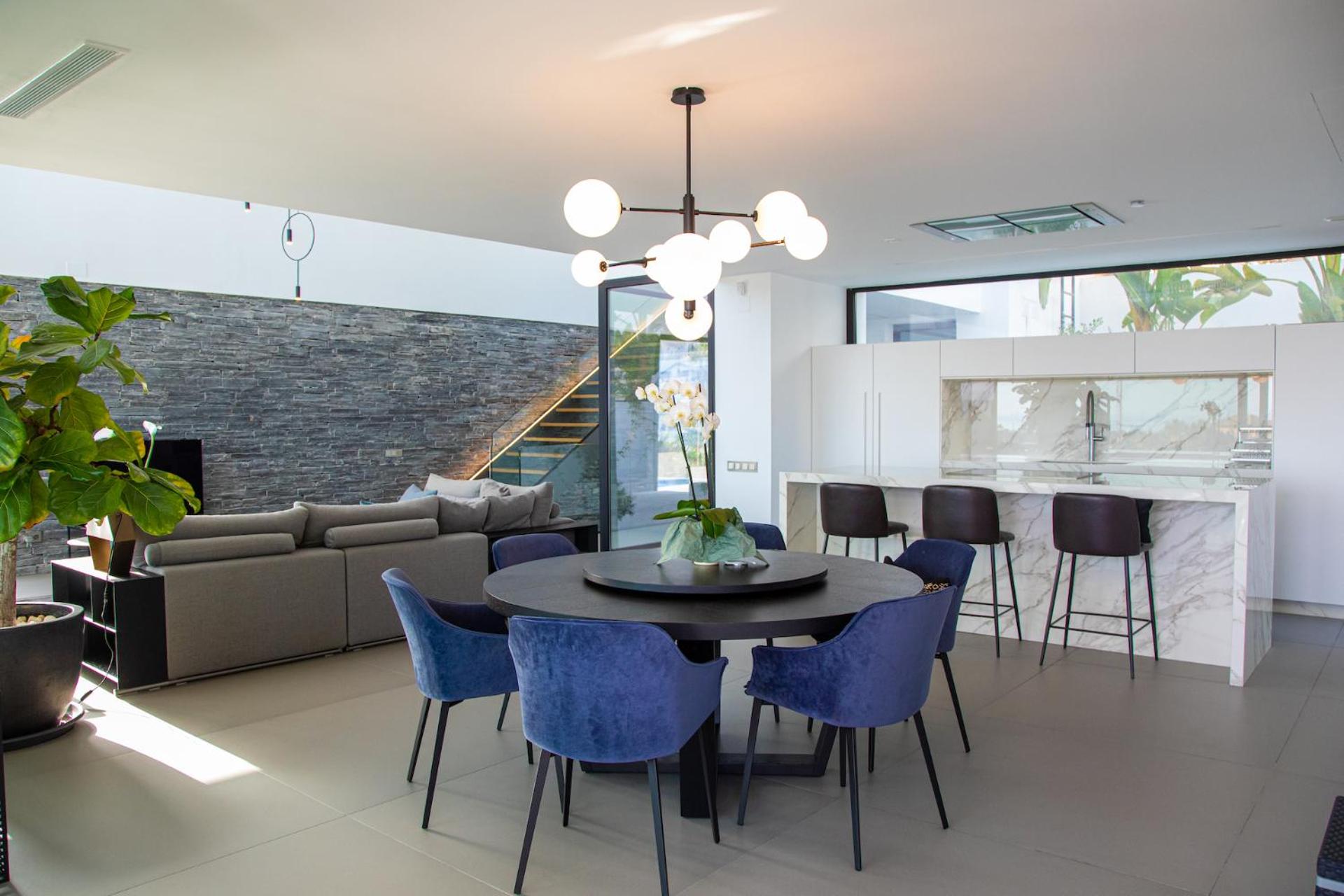 Villa Nido Modern 4 bed villa with sea views view 4