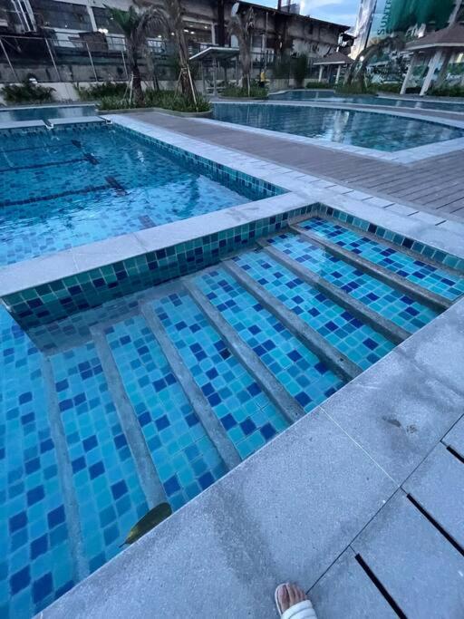 Stylish 1 bedroom condo with pool view and Fast WIFI view 4