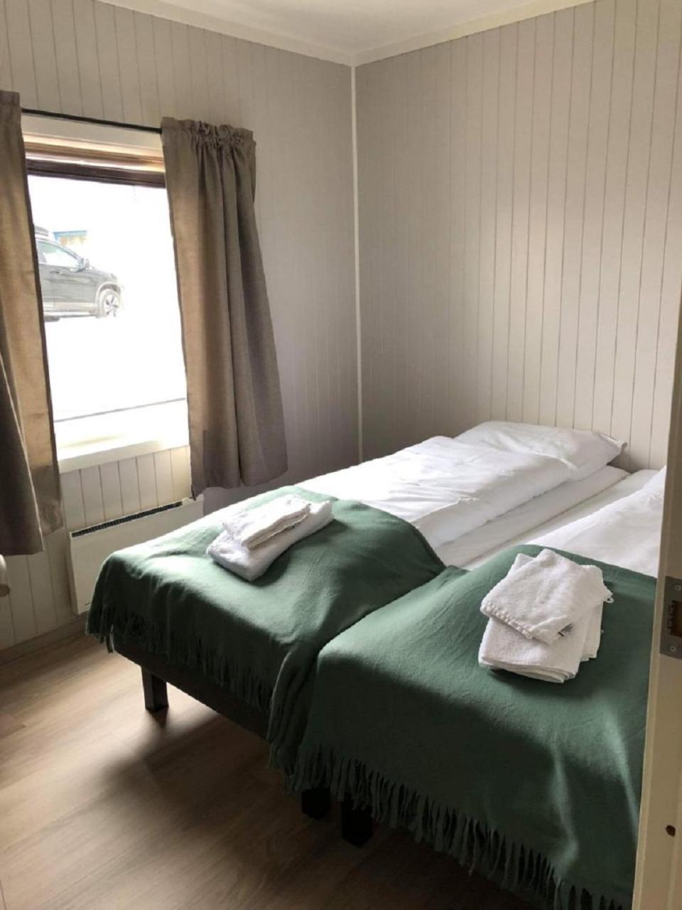 Træna overnatting