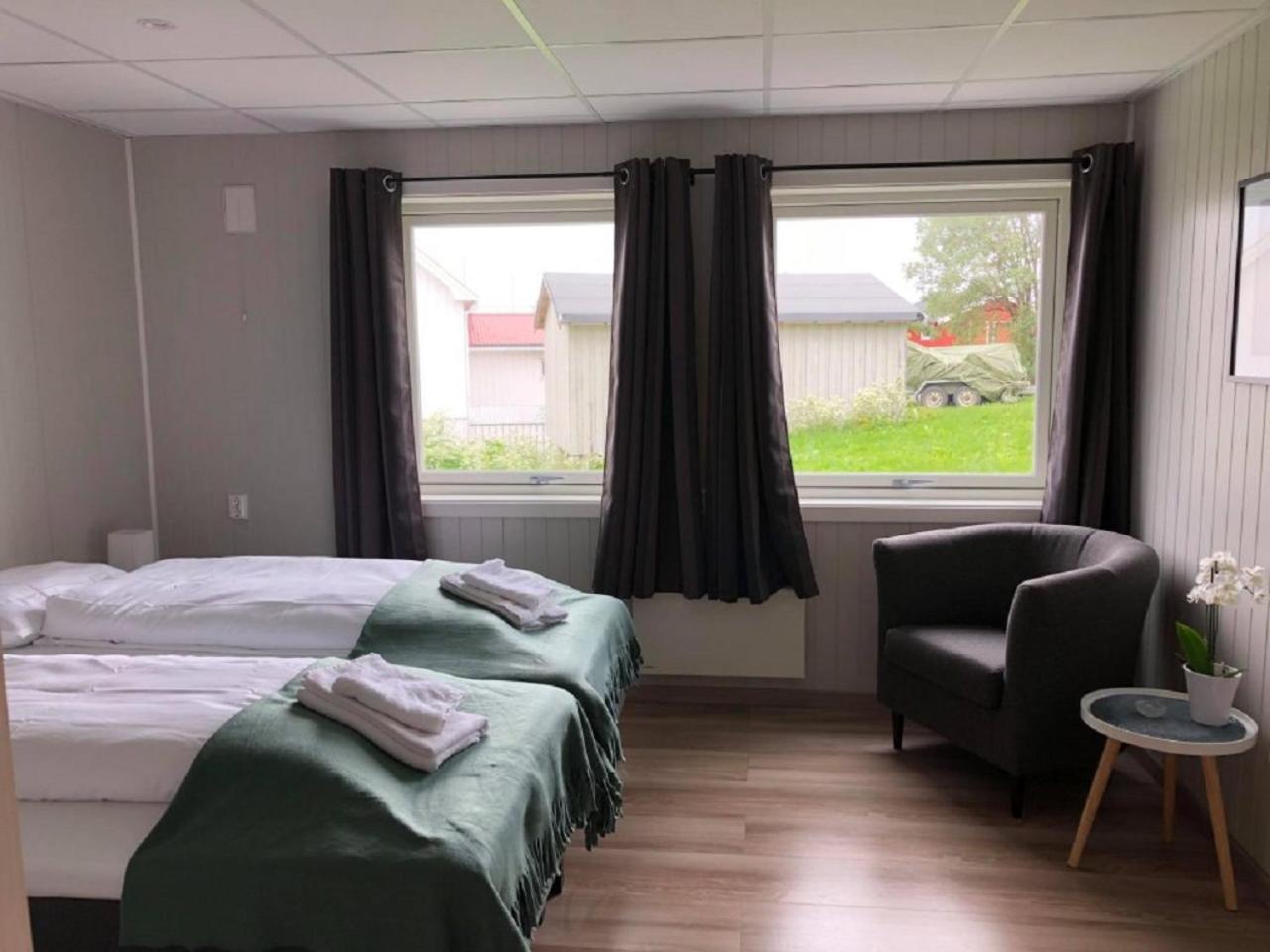 Træna overnatting