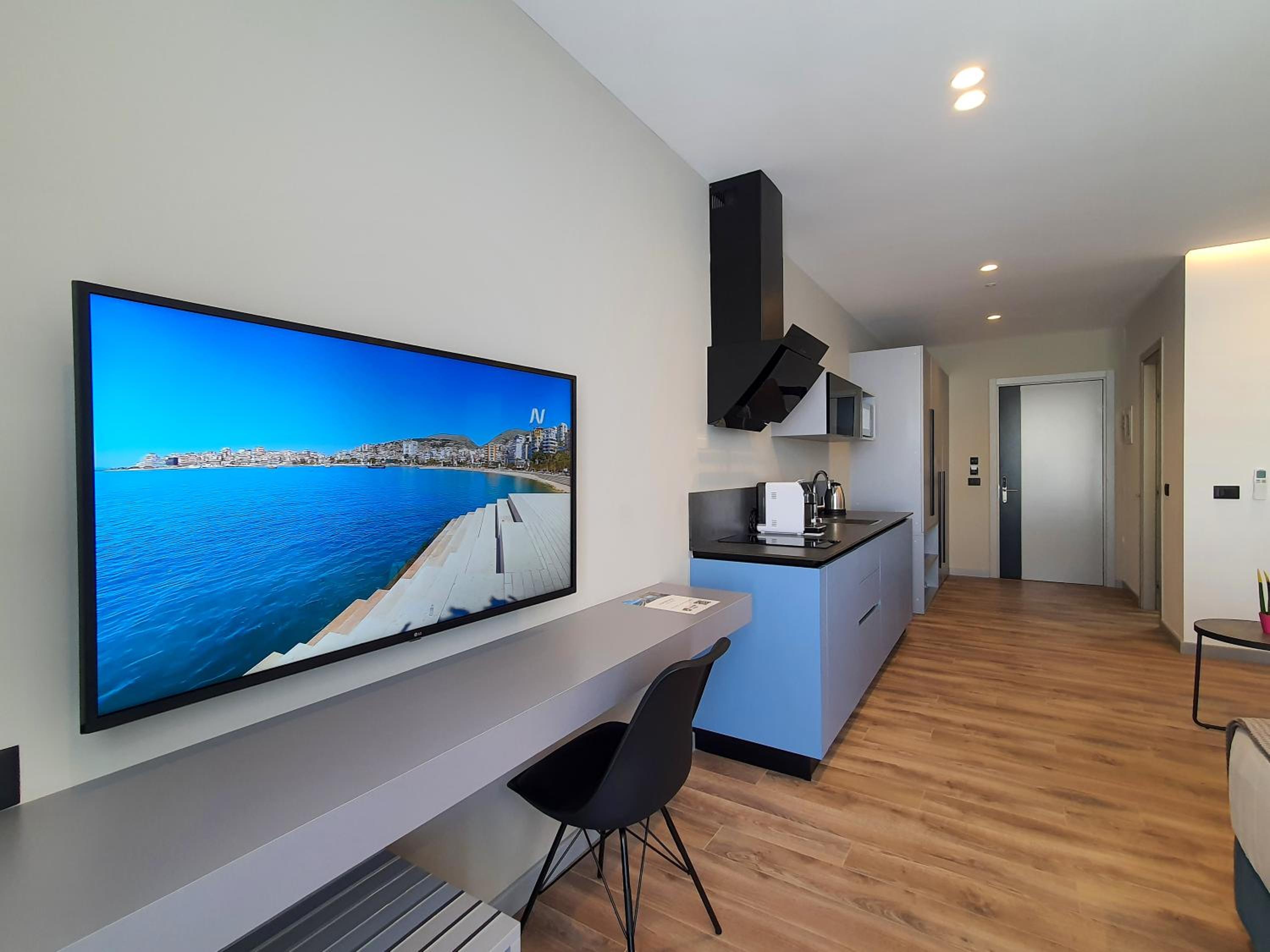 LOOKOUT Apartments