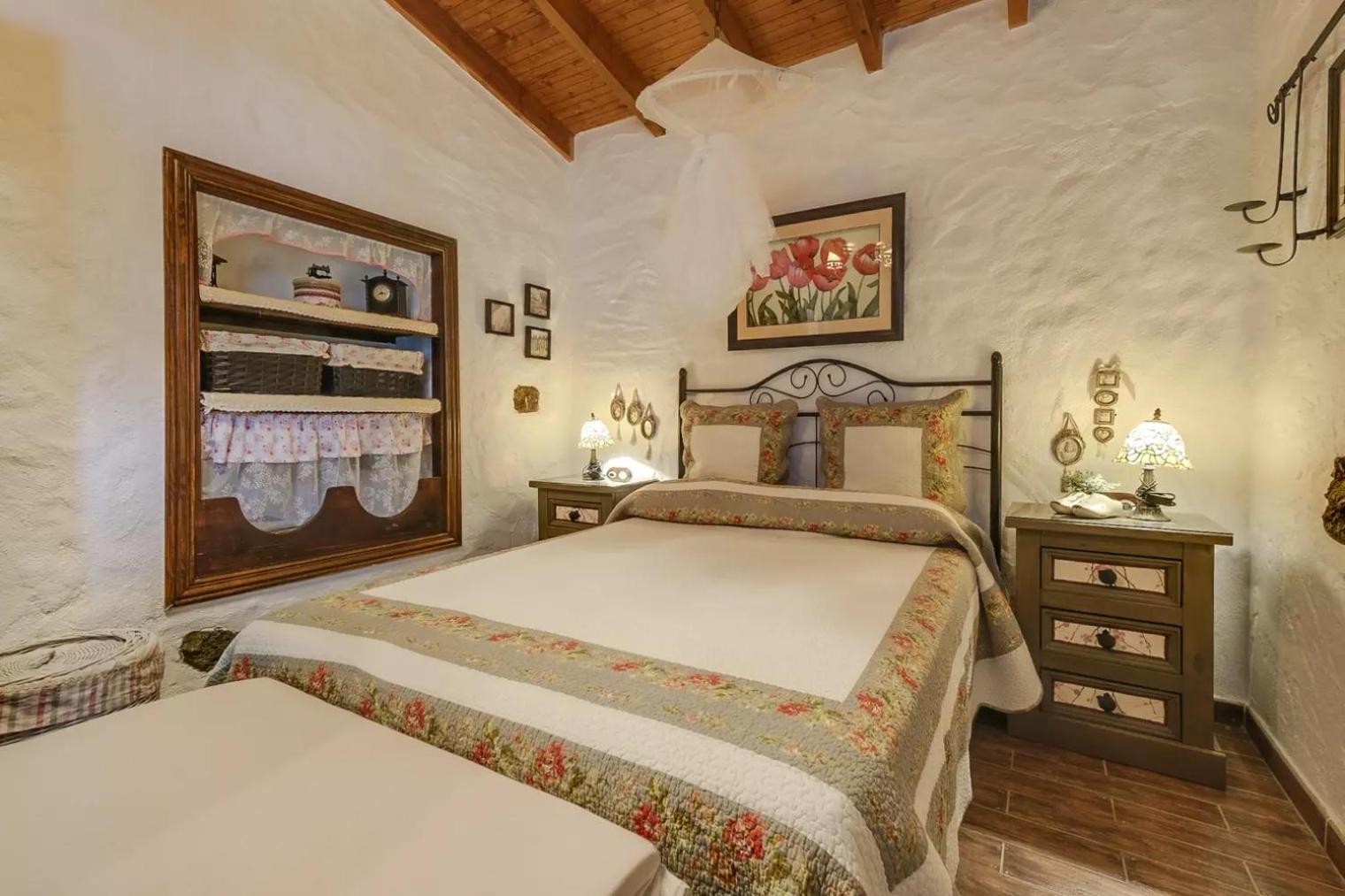 Casa Olympia, Tamaimo